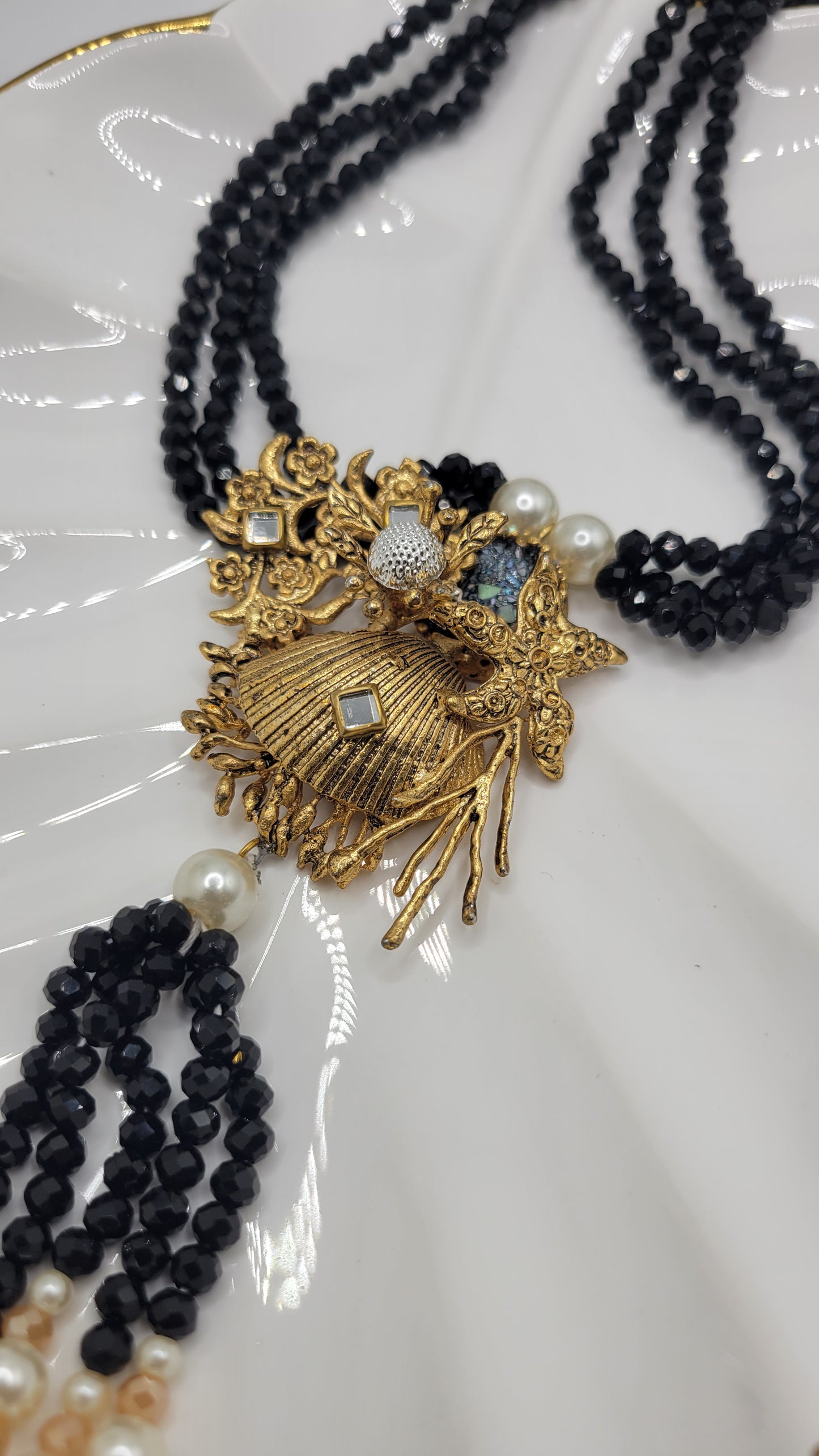 Beaded necklace