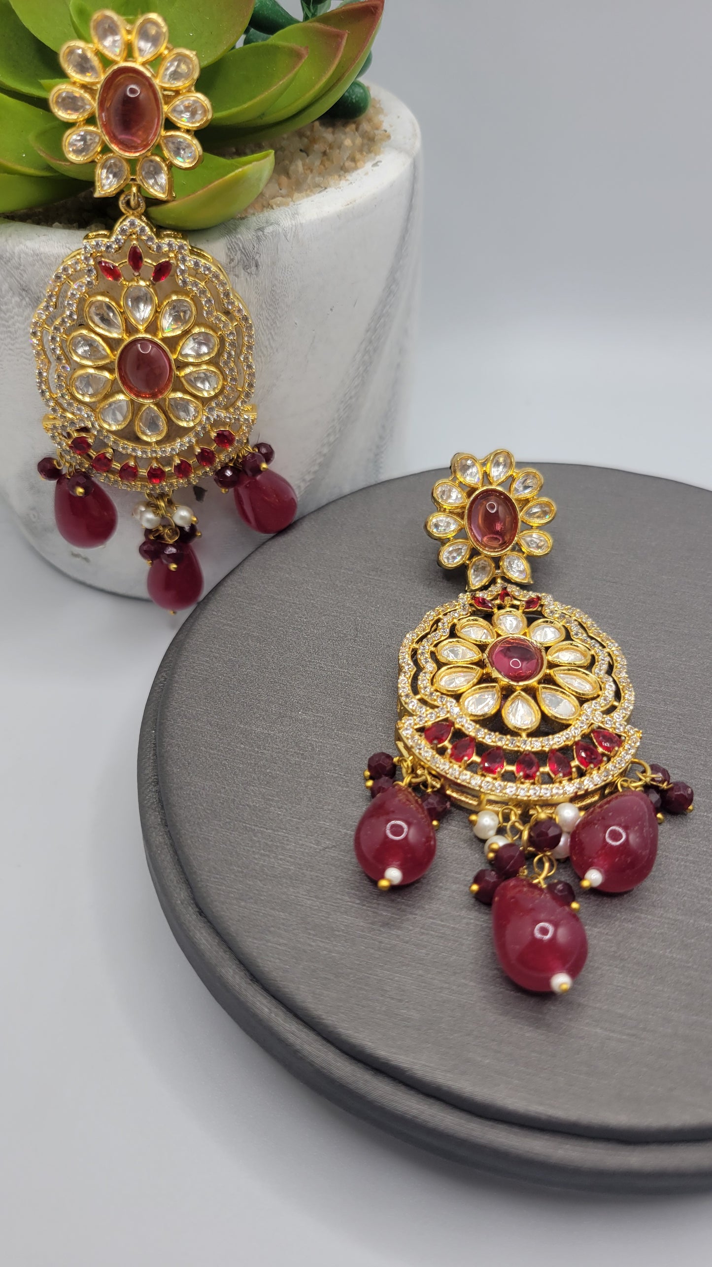 Tyaani kundan earrings