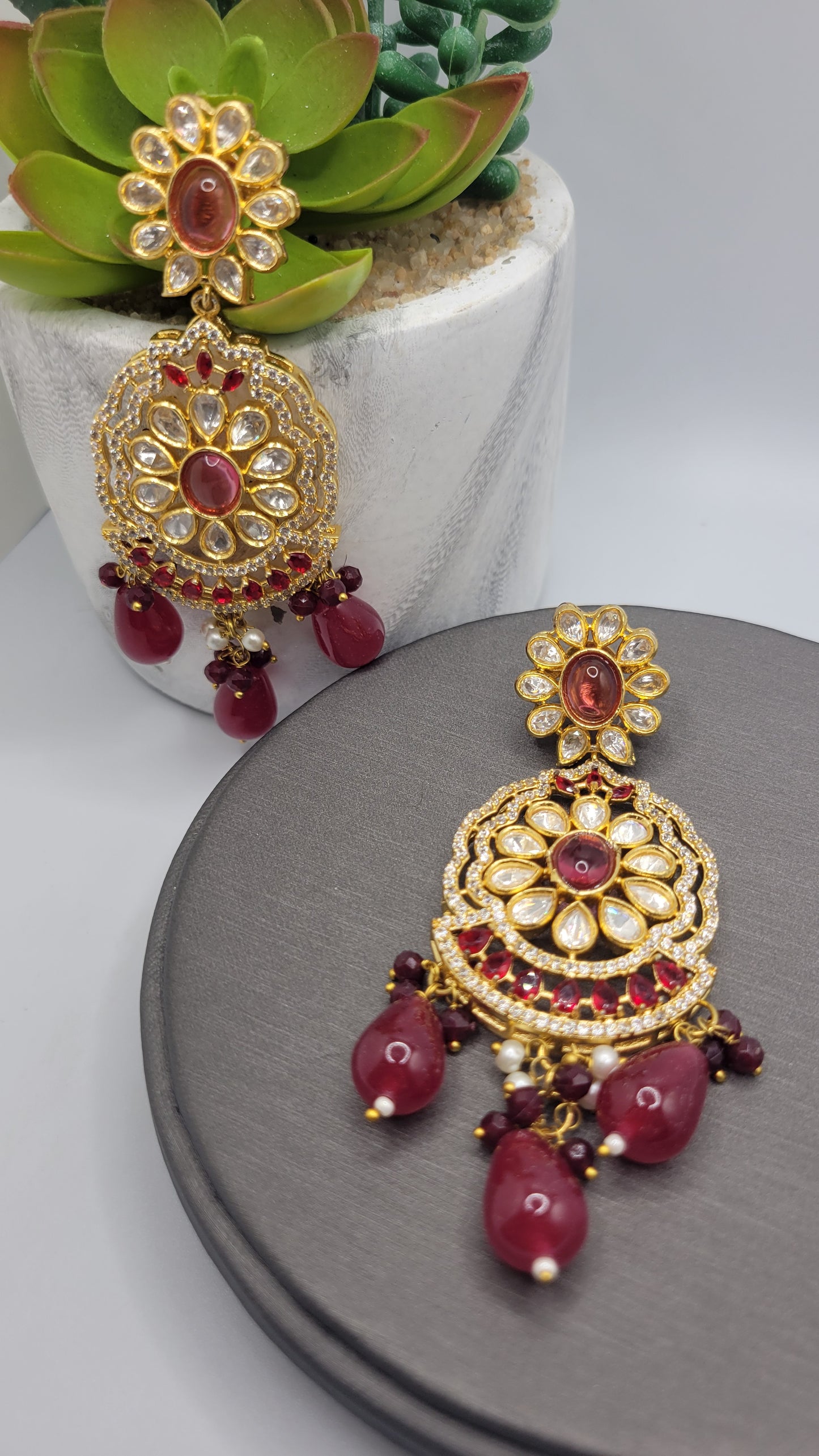 Tyaani kundan earrings