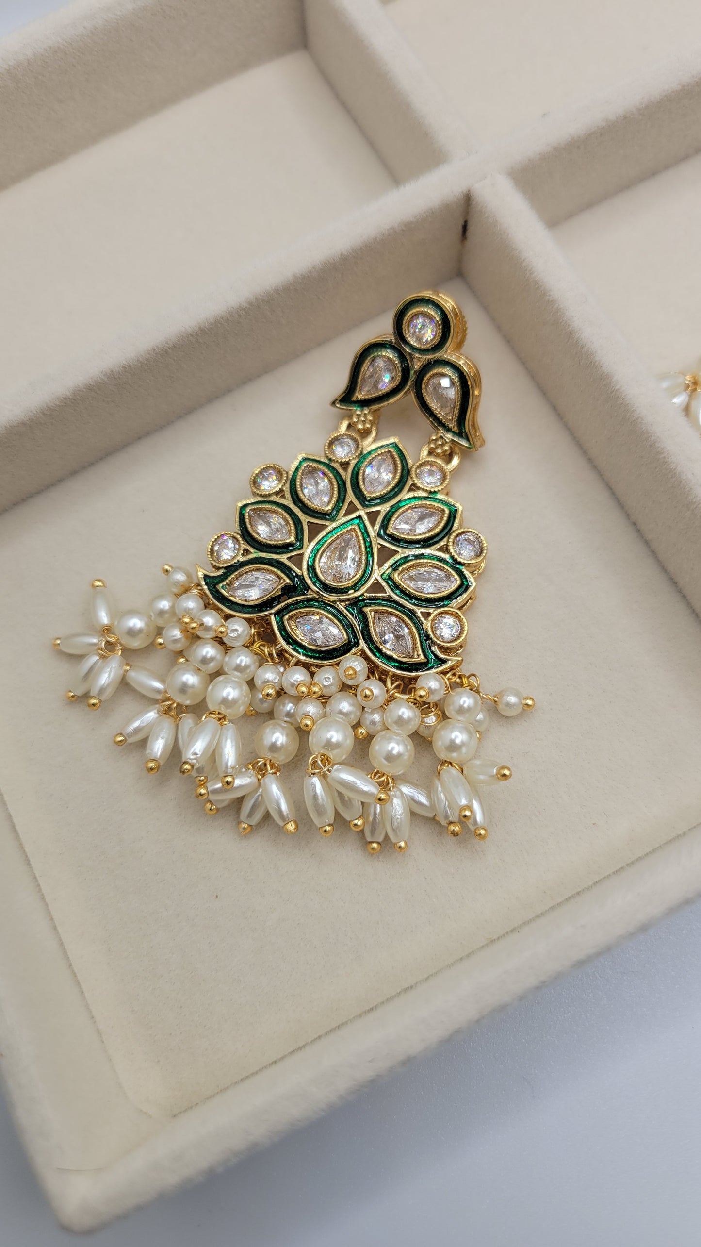 Kundan earrings