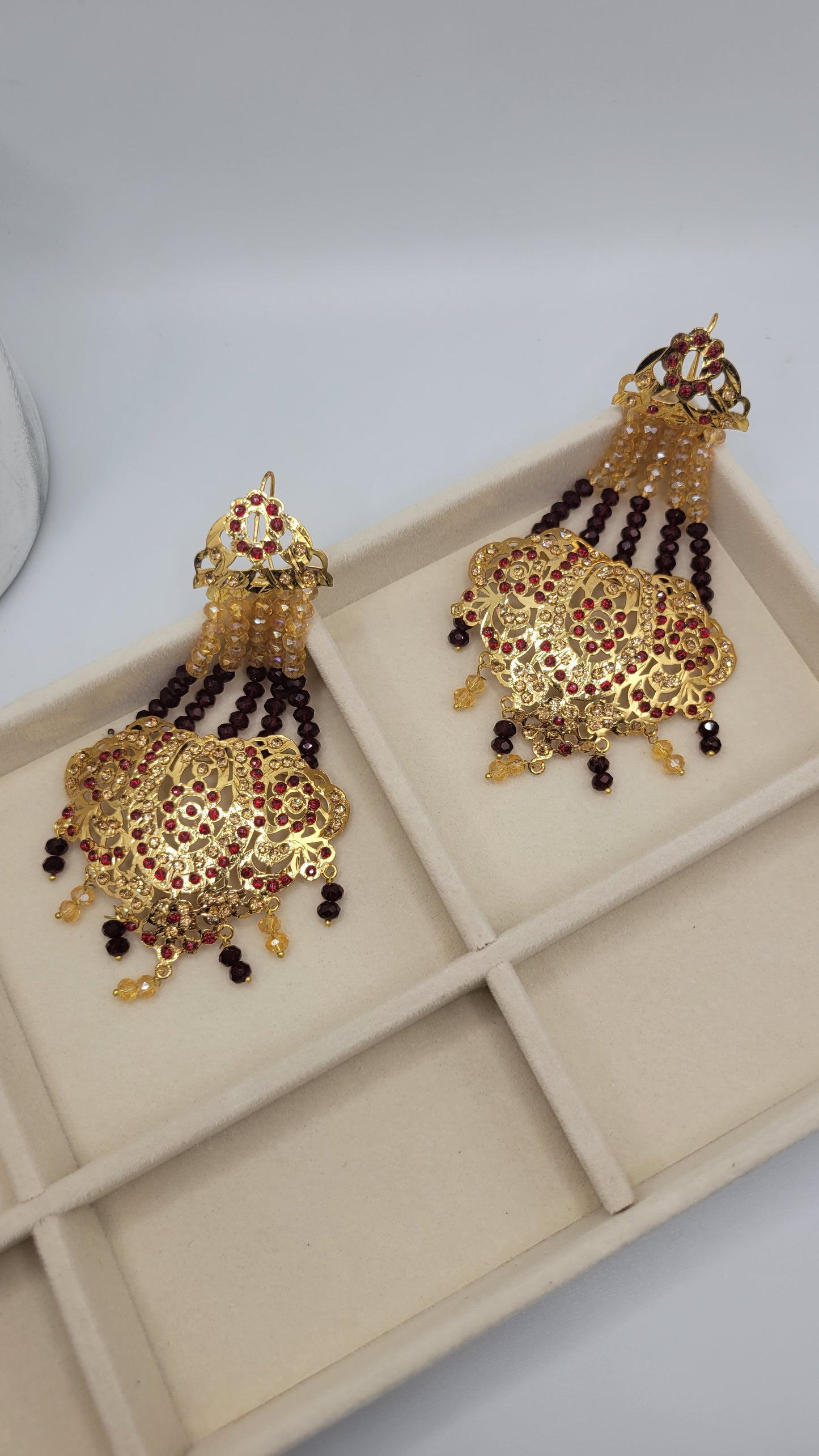 Chandelier earrings