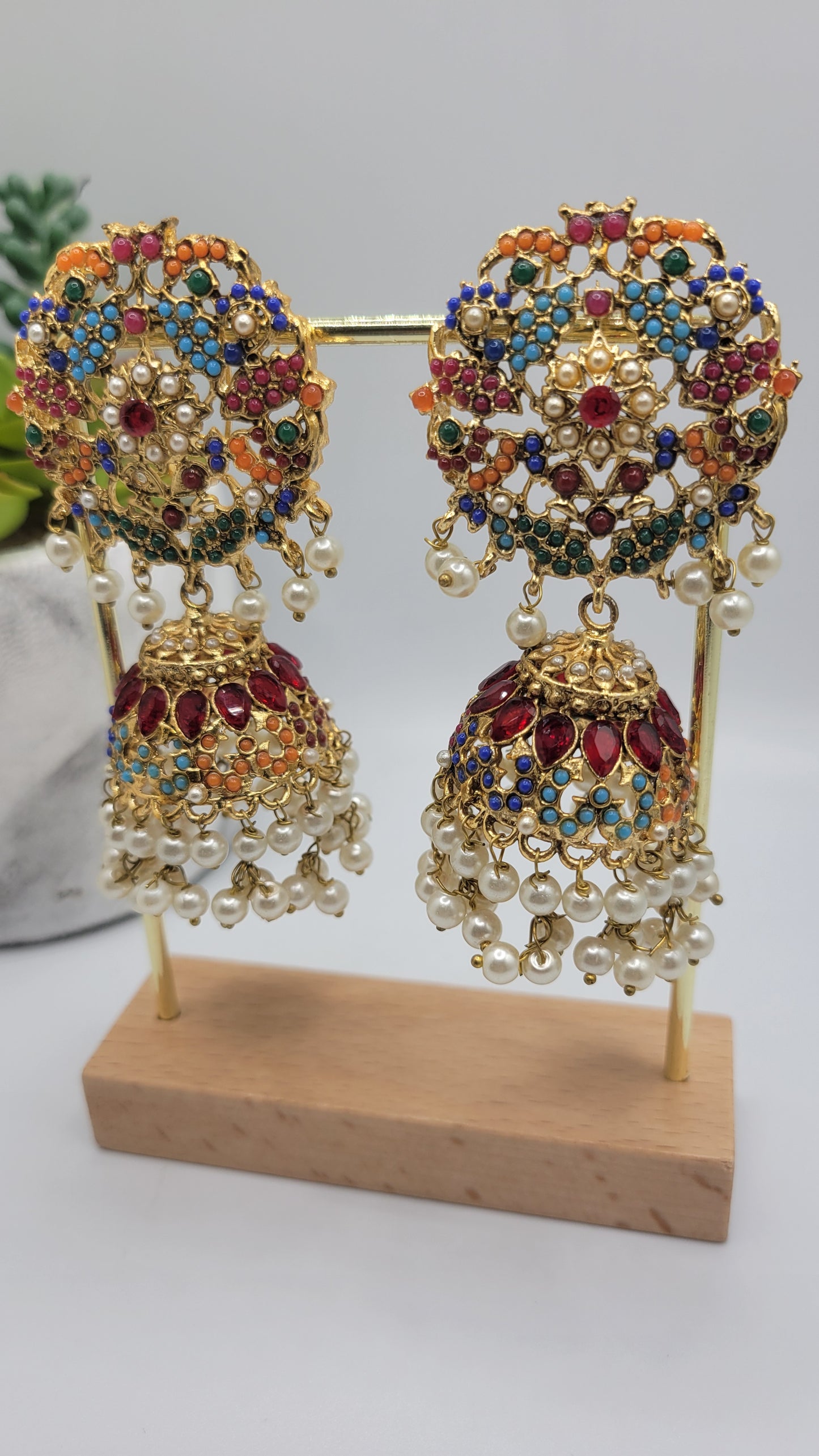 Noratan Jhumka