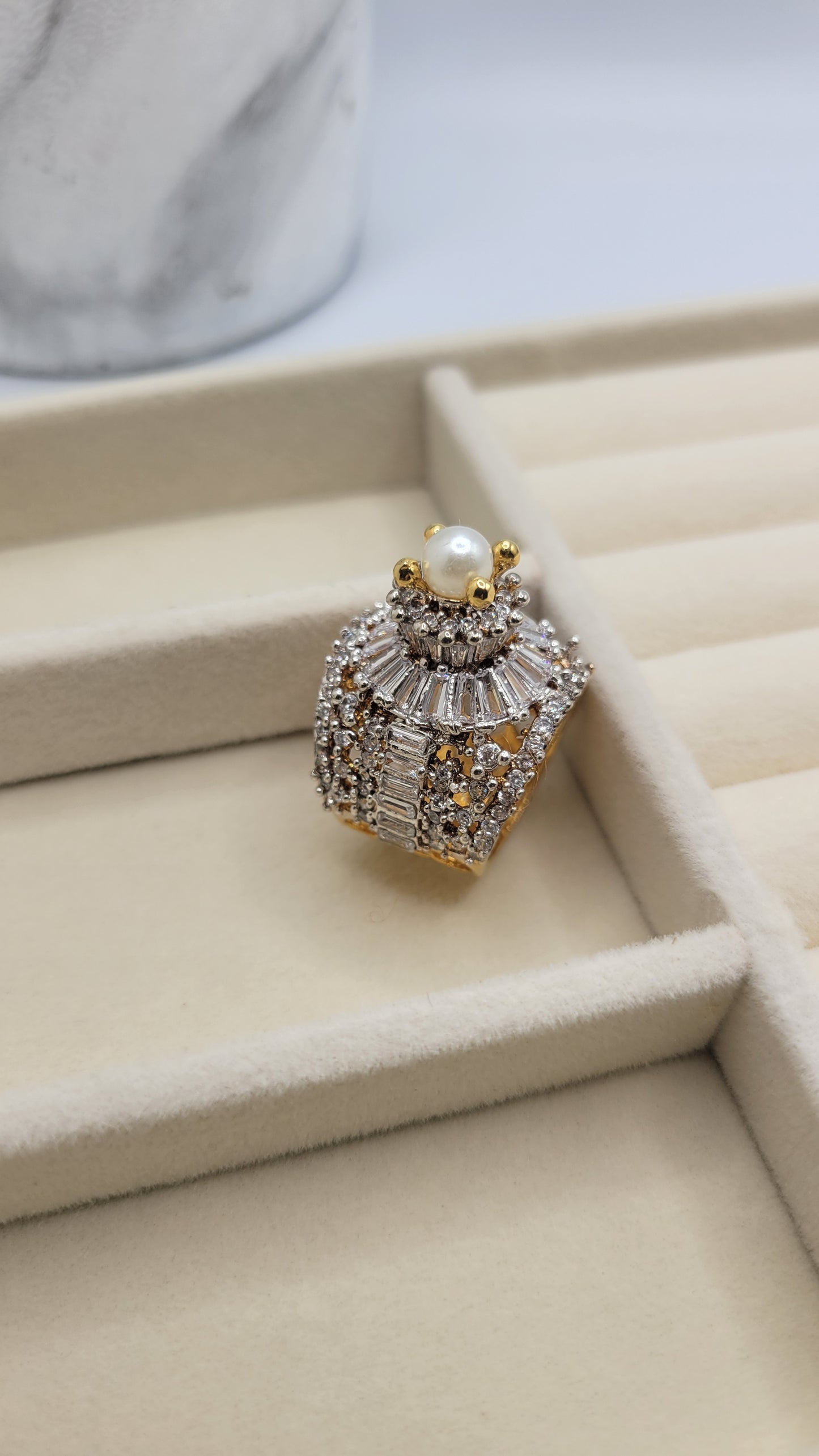 Zircon Pearl Ring