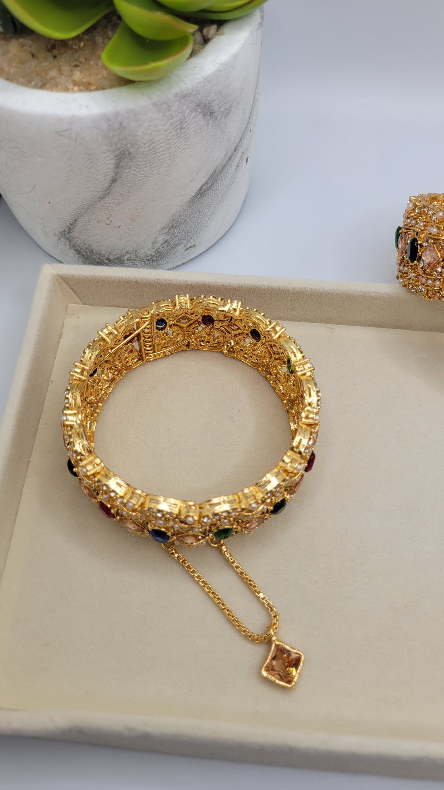 AD bangles