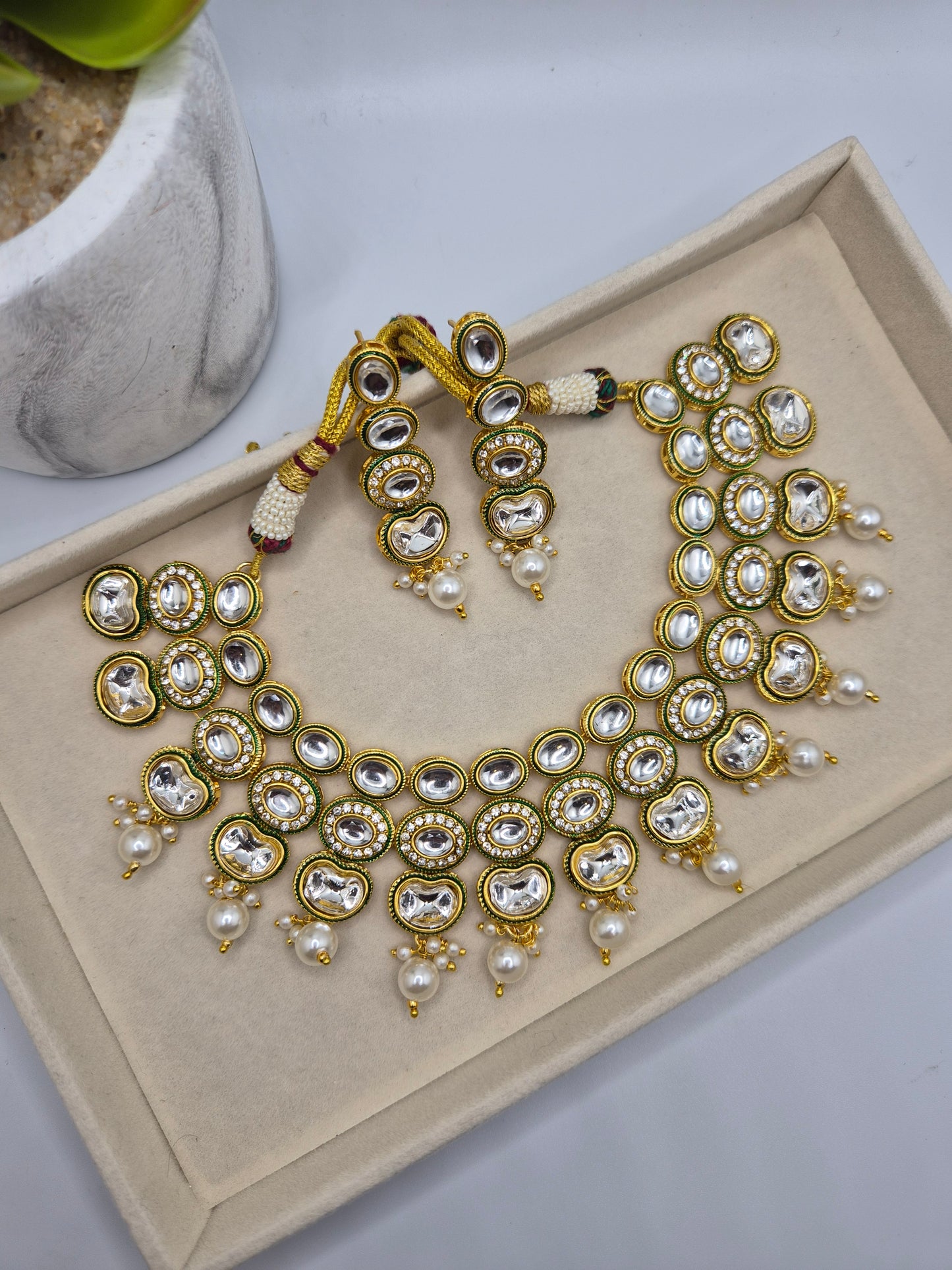 Kundan set