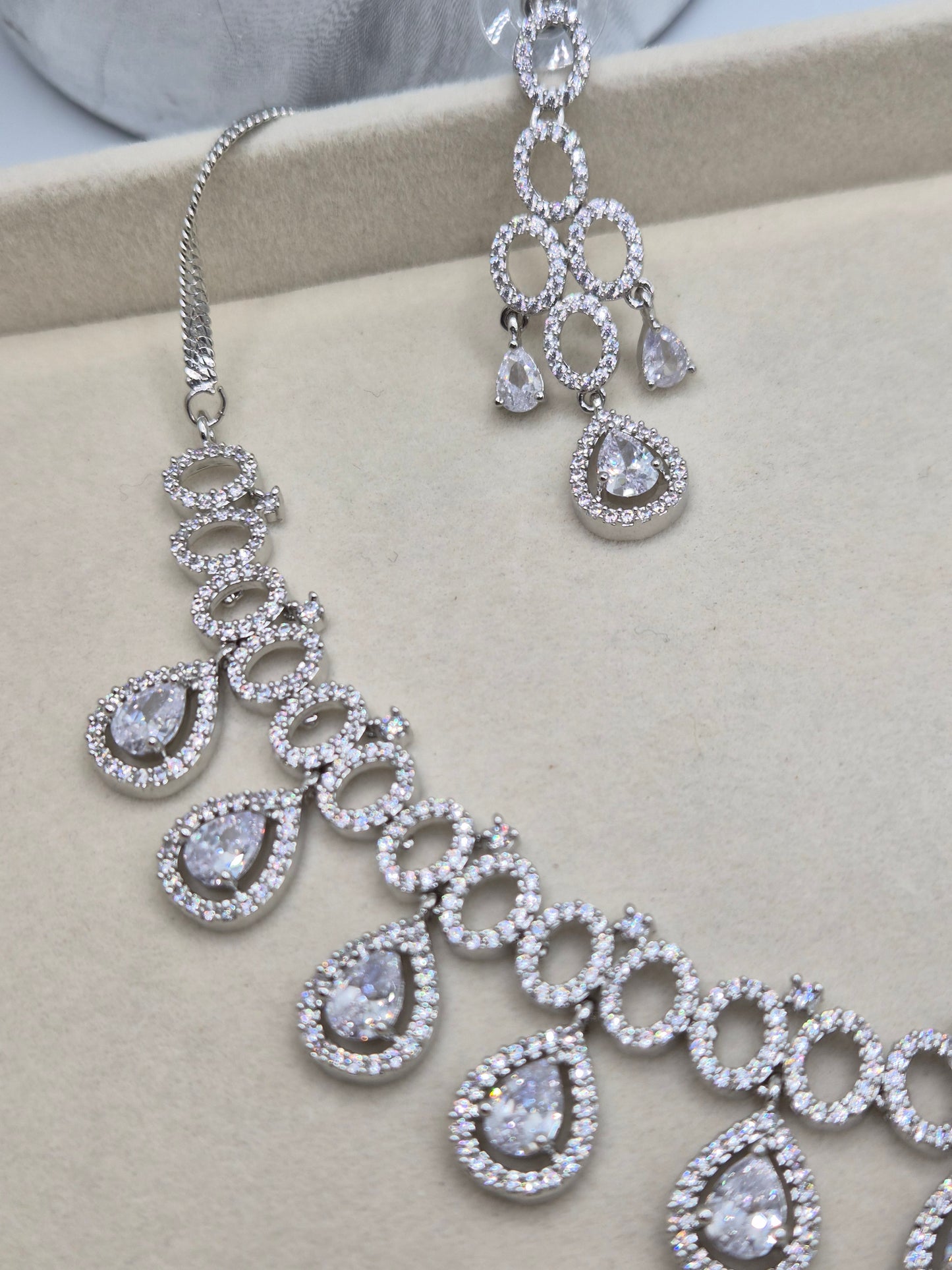 Necklace set