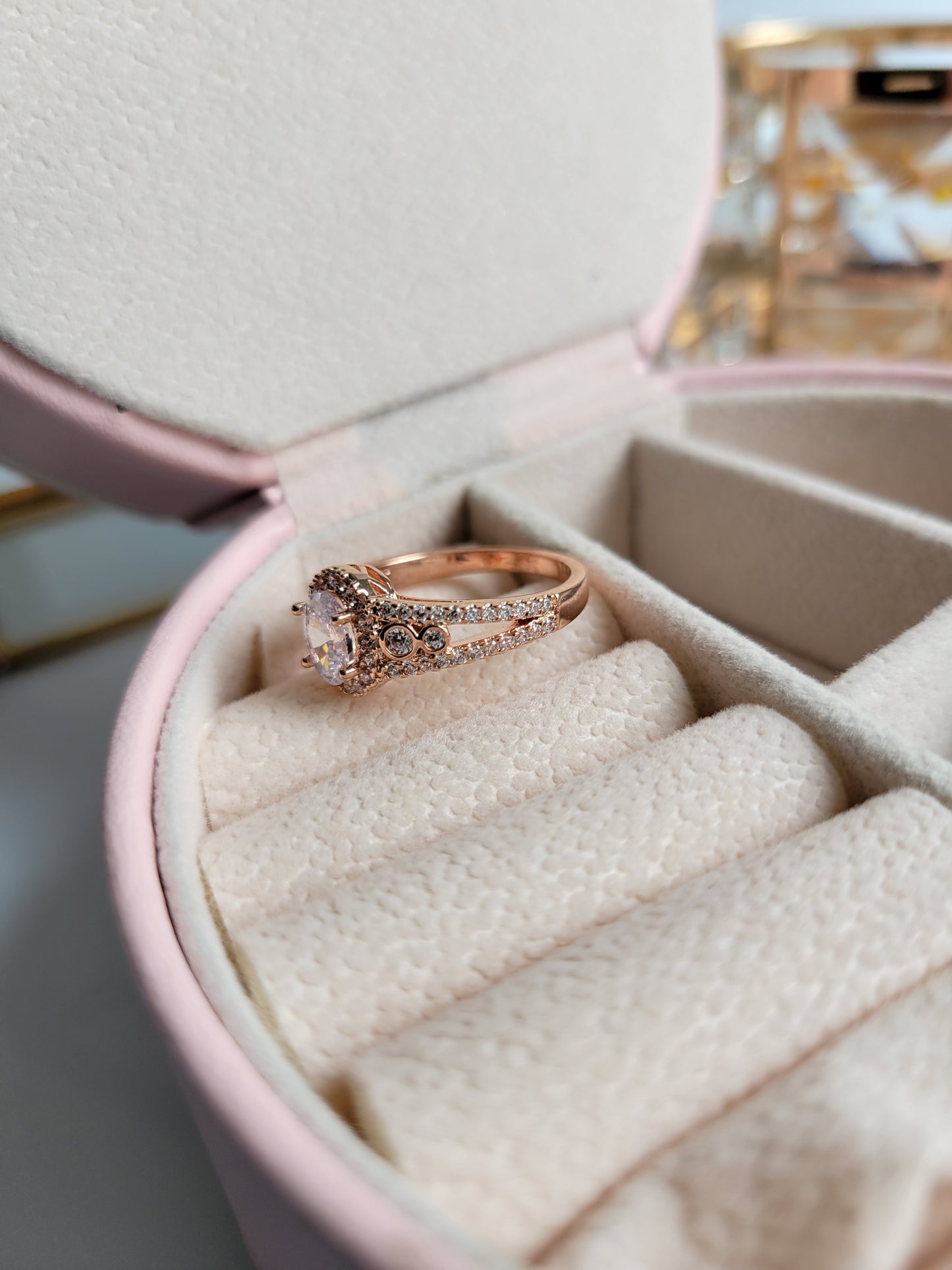 Rose gold AD Ring