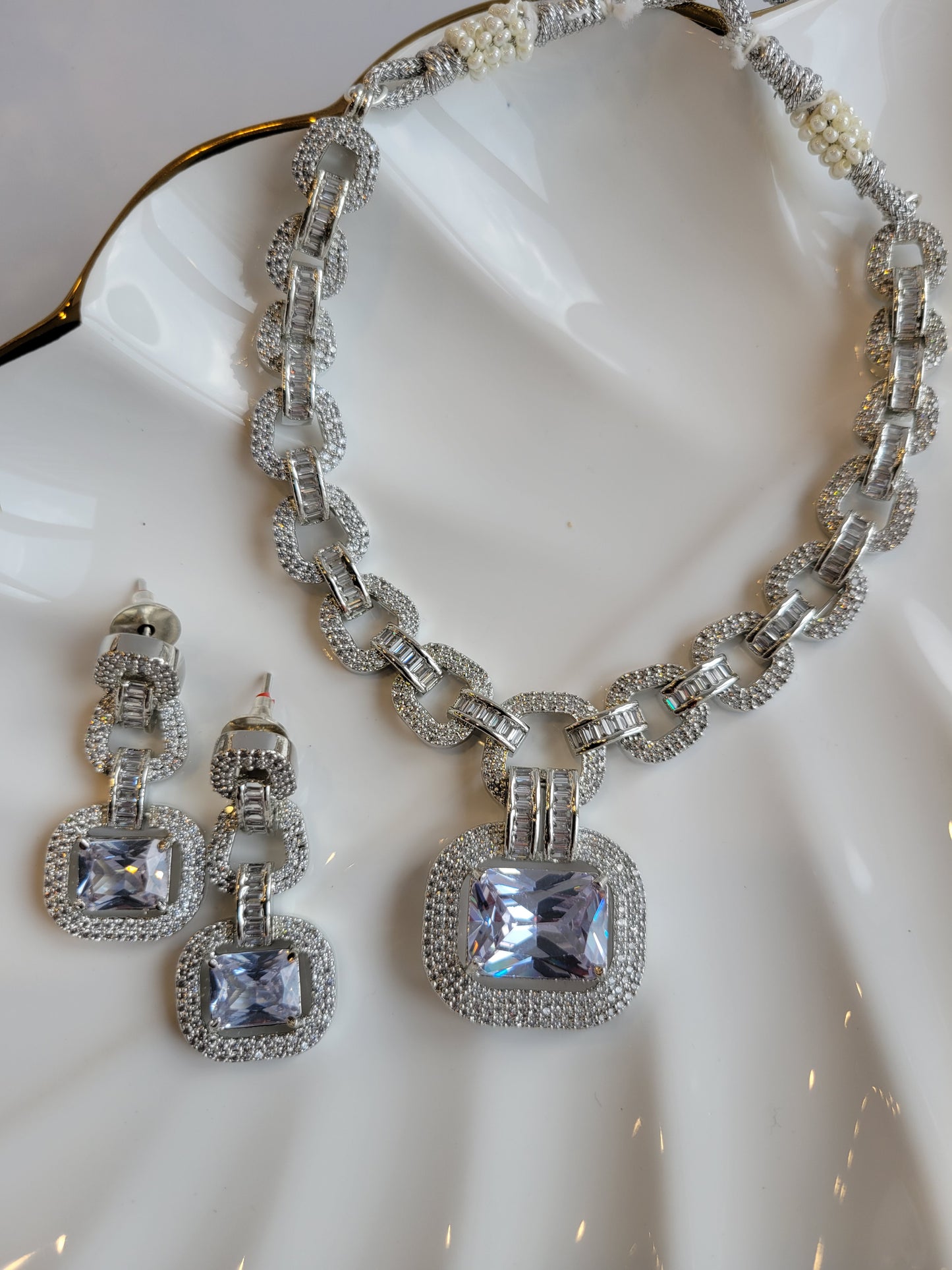 AD Necklace Set