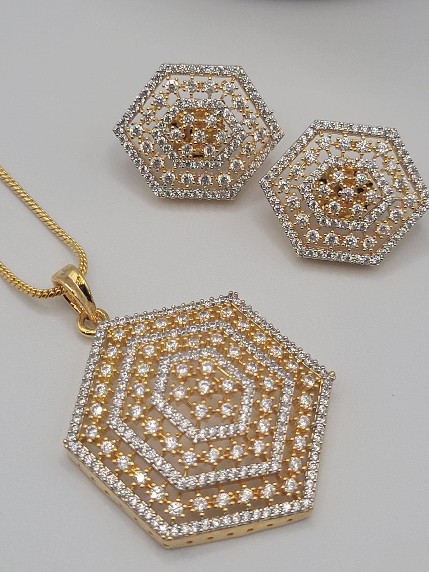 AD Pendant set