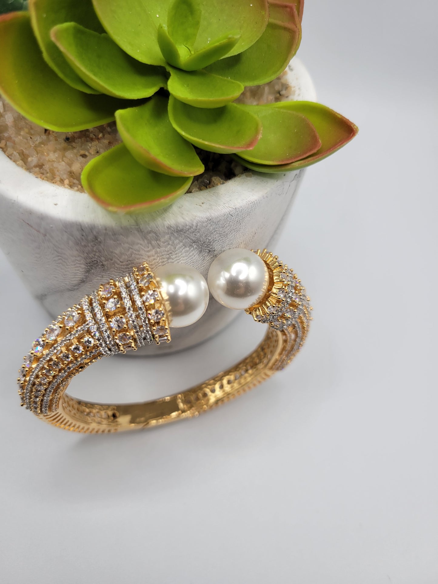 Pearl AD bangle