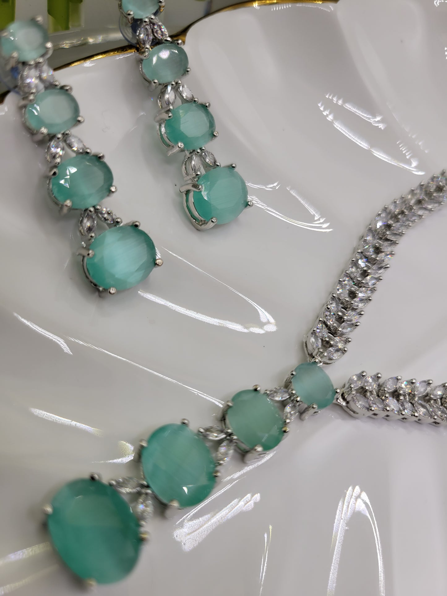 Mint AD necklace set