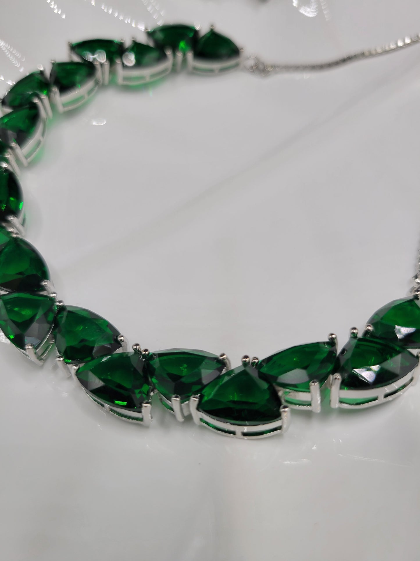 Glass set emerald