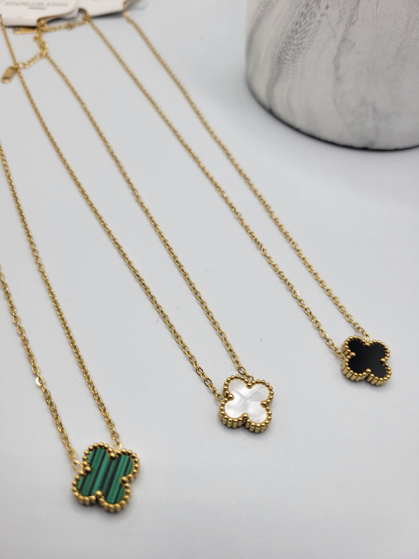 18k clover necklace