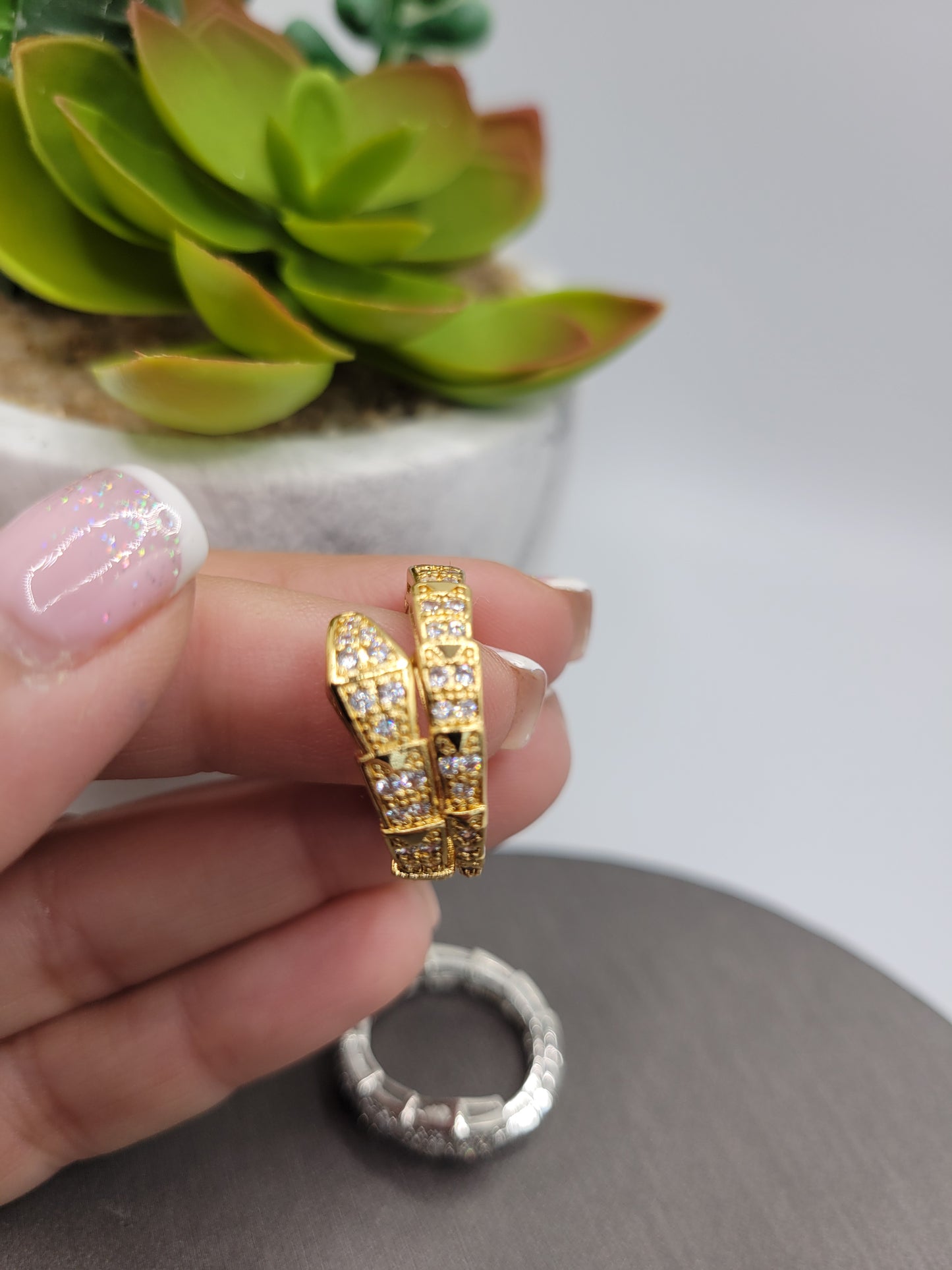 18k snake ring