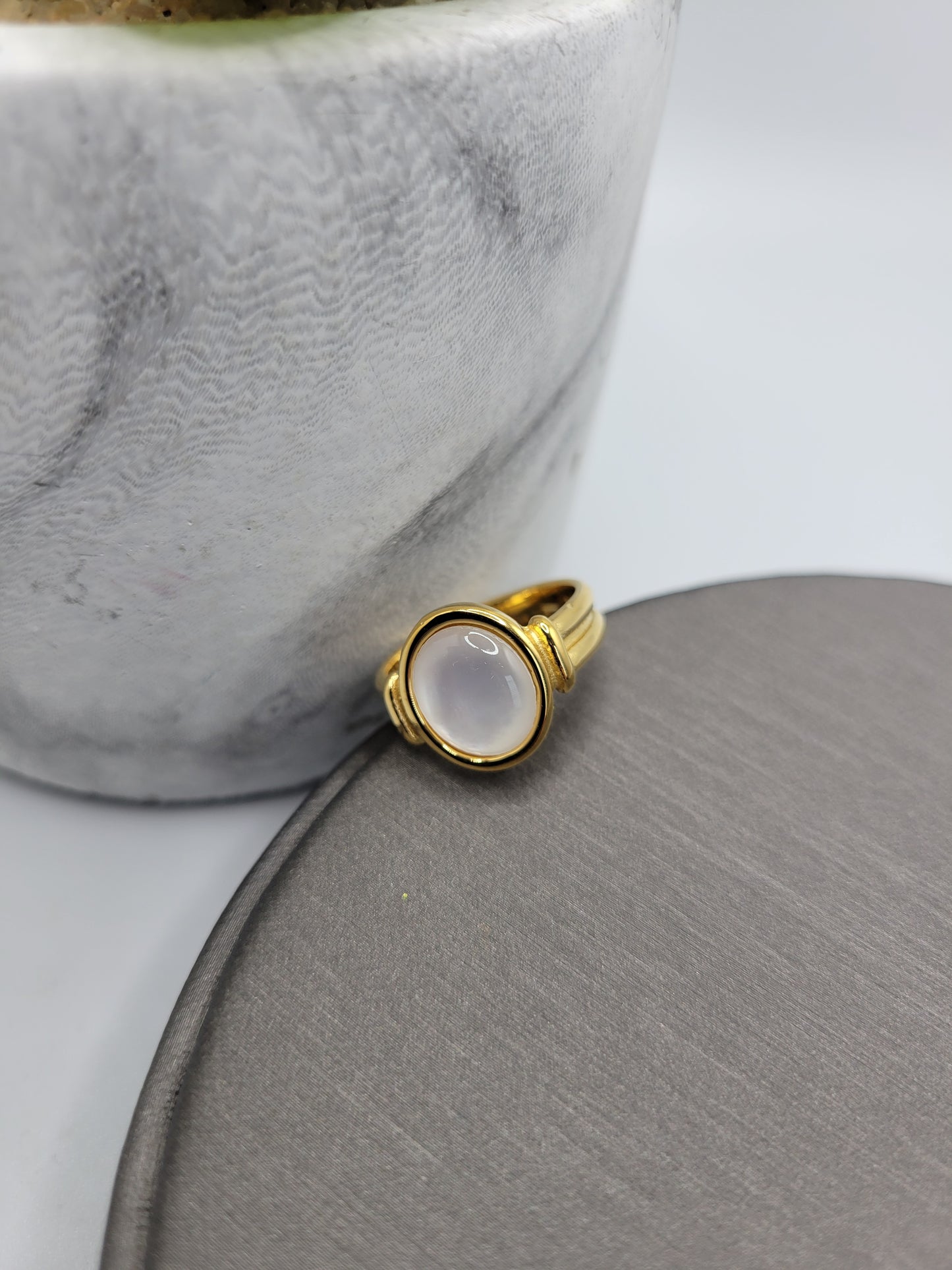 Mother of pearl ring