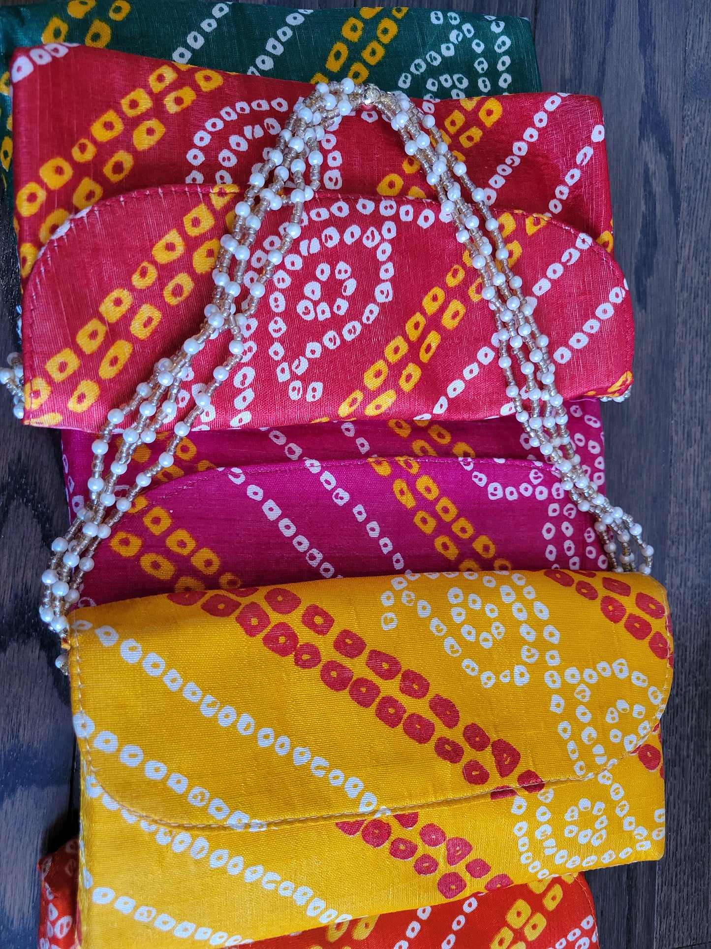 Ethnic bandhani clutches