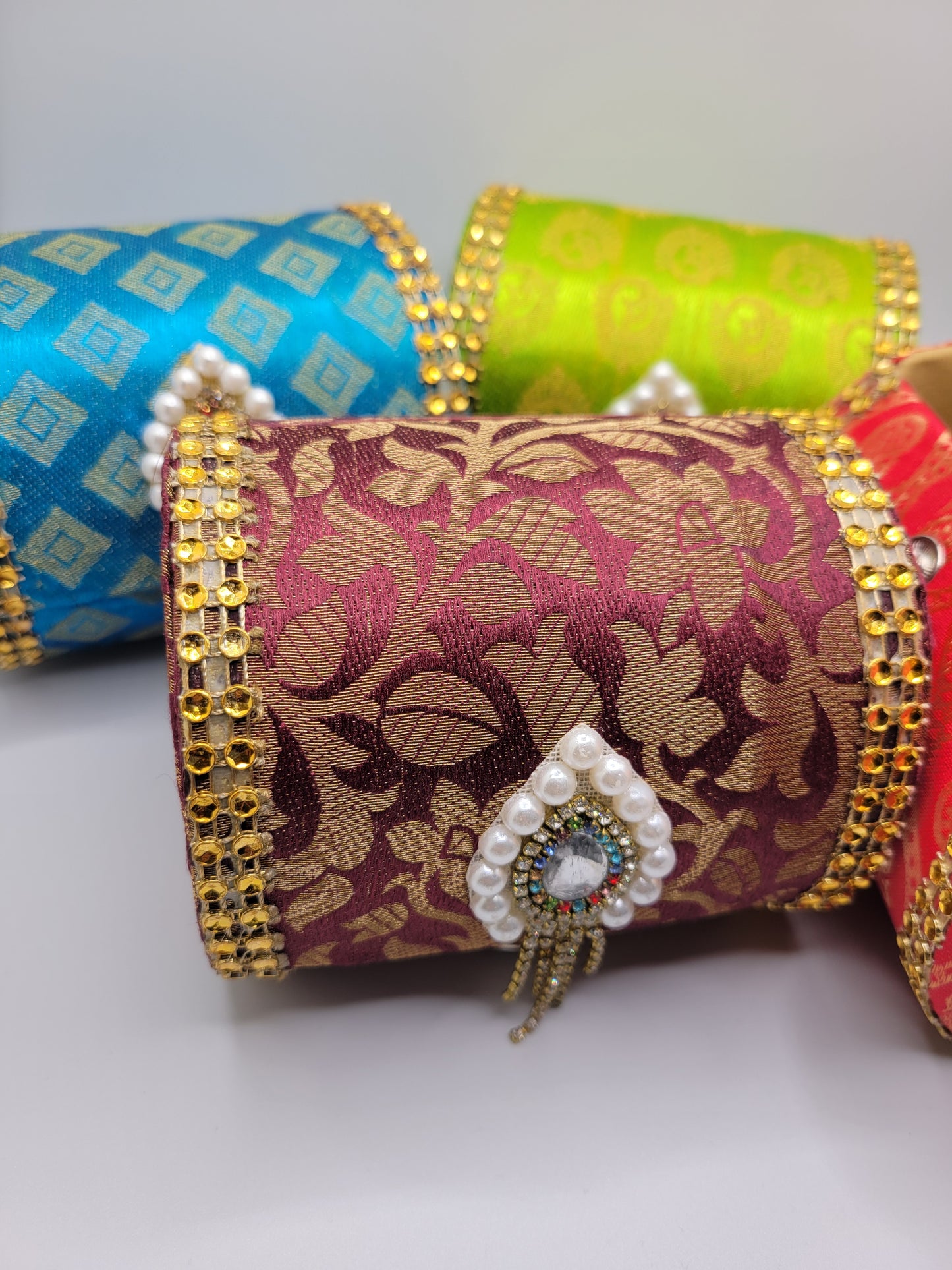 Bangle boxes