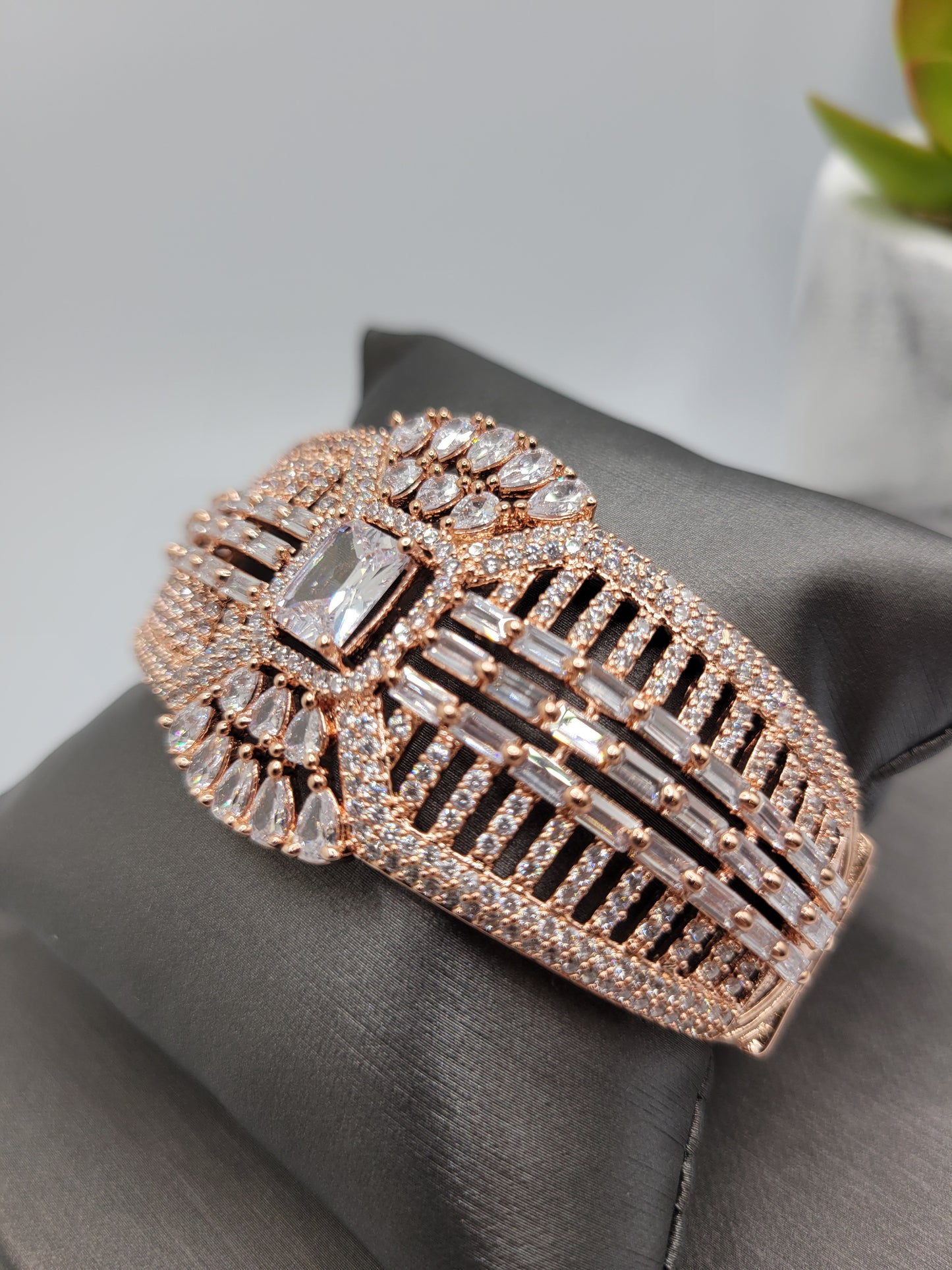 Rose gold AD bangle