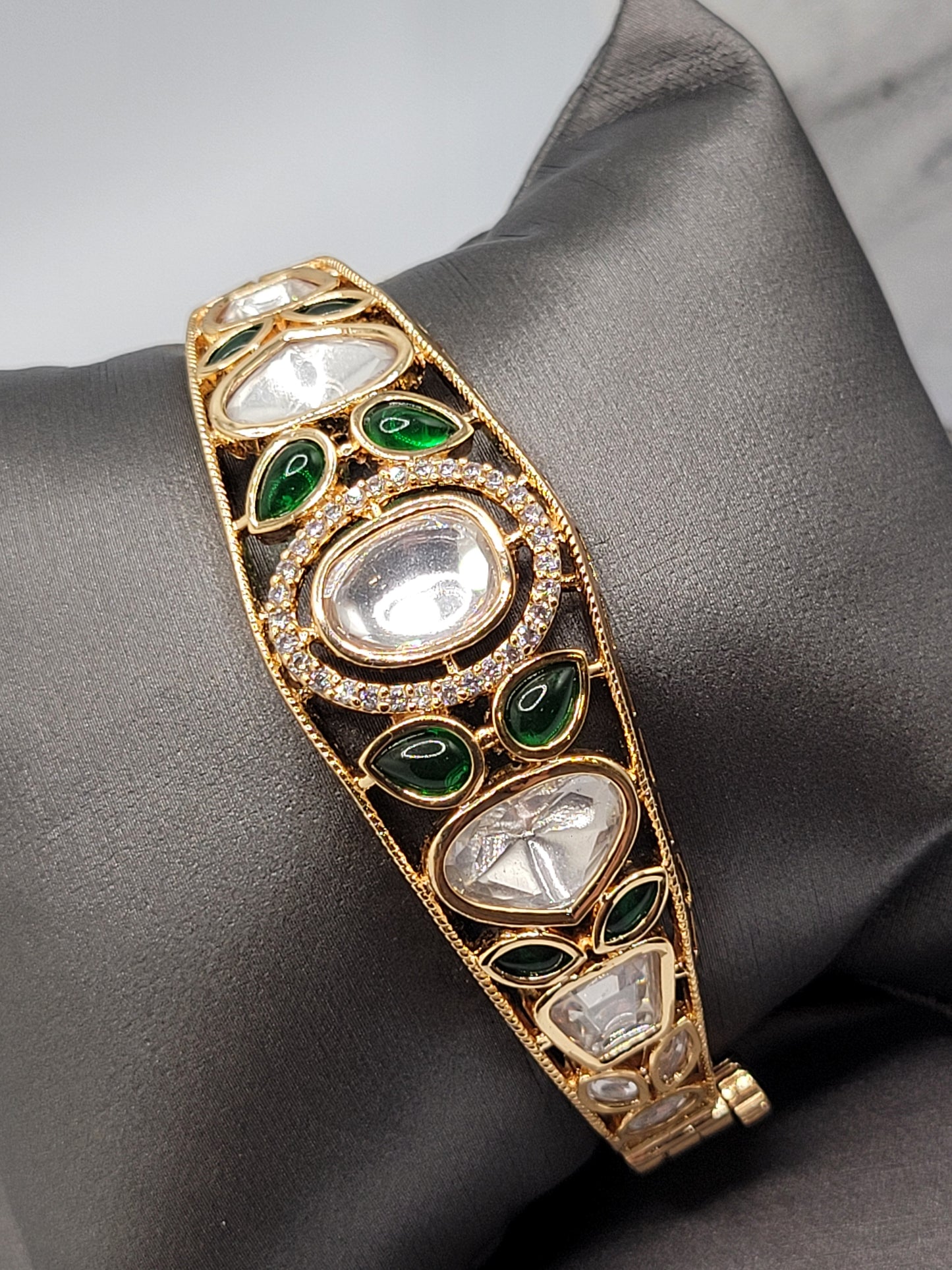 Kundan bangle