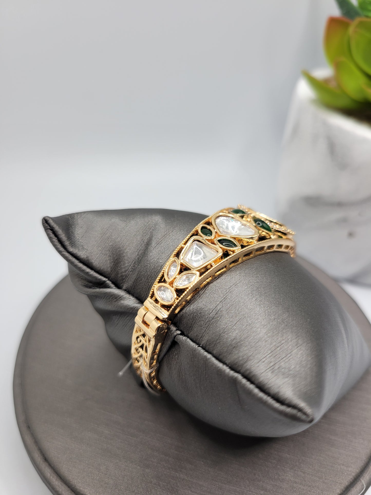 Kundan bangle