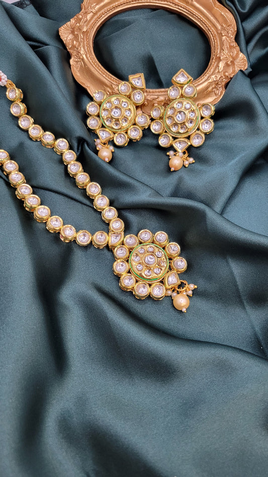 Kundan necklace