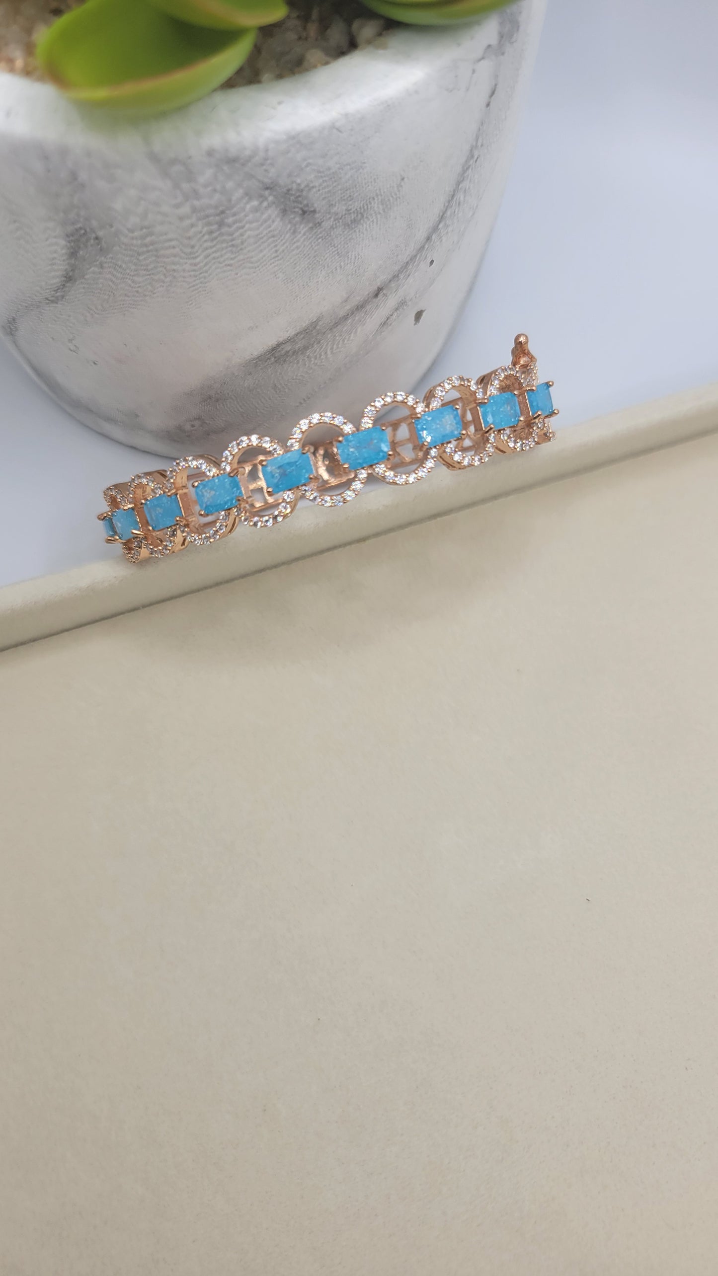 Rosegold bangle