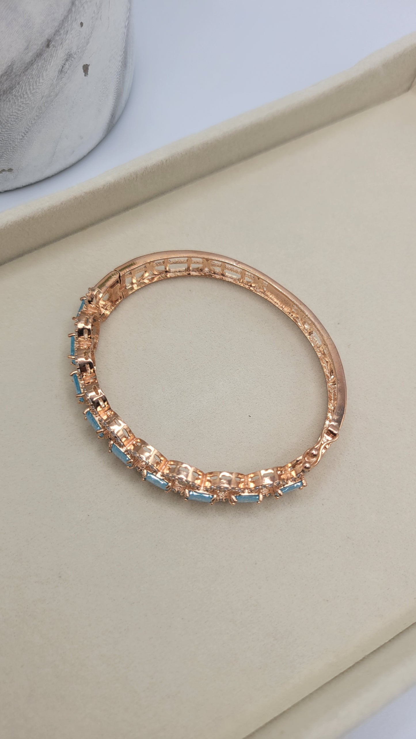 Rosegold bangle