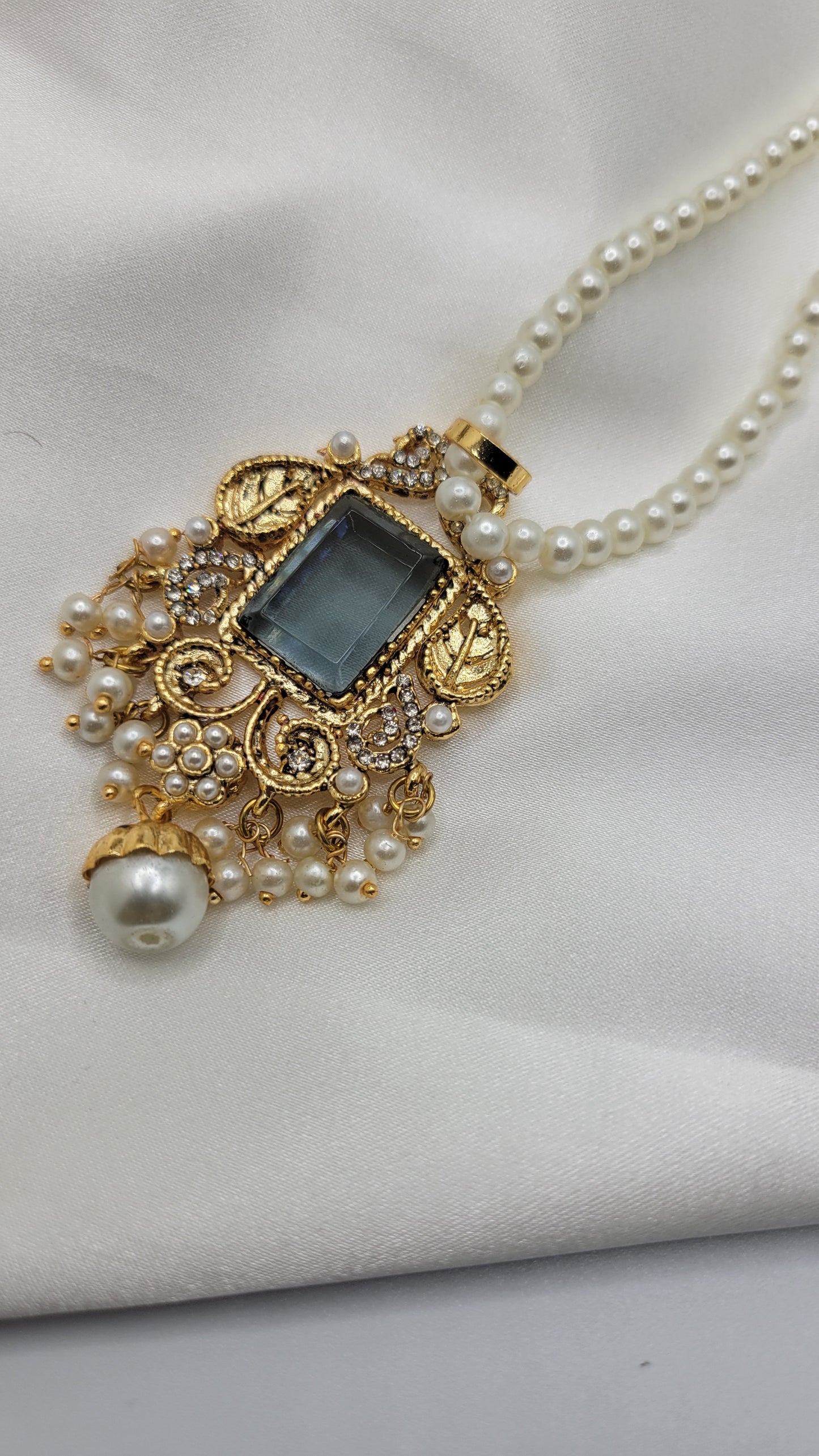 Pearl set