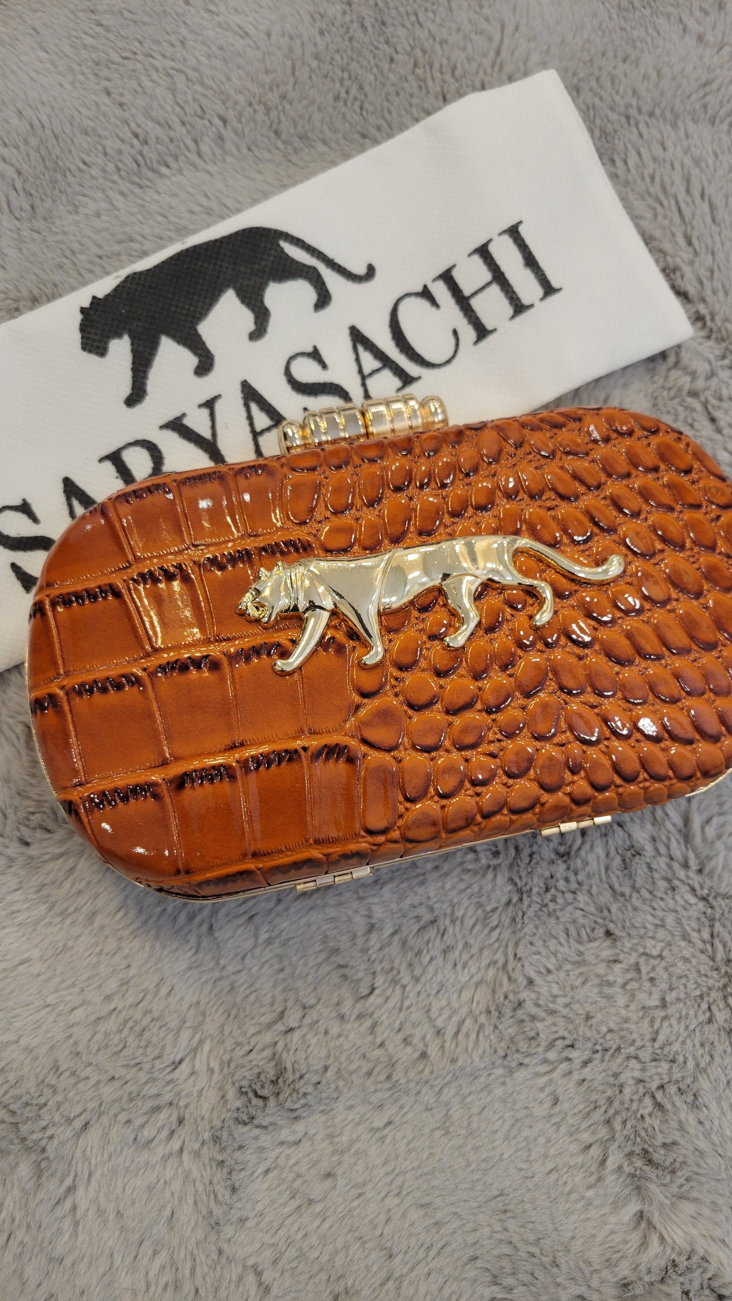 Sabyasachi-like clutch