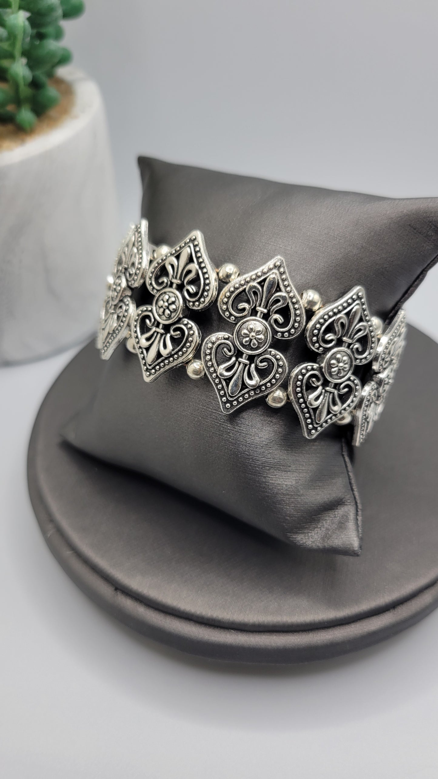 Silver plated bangle