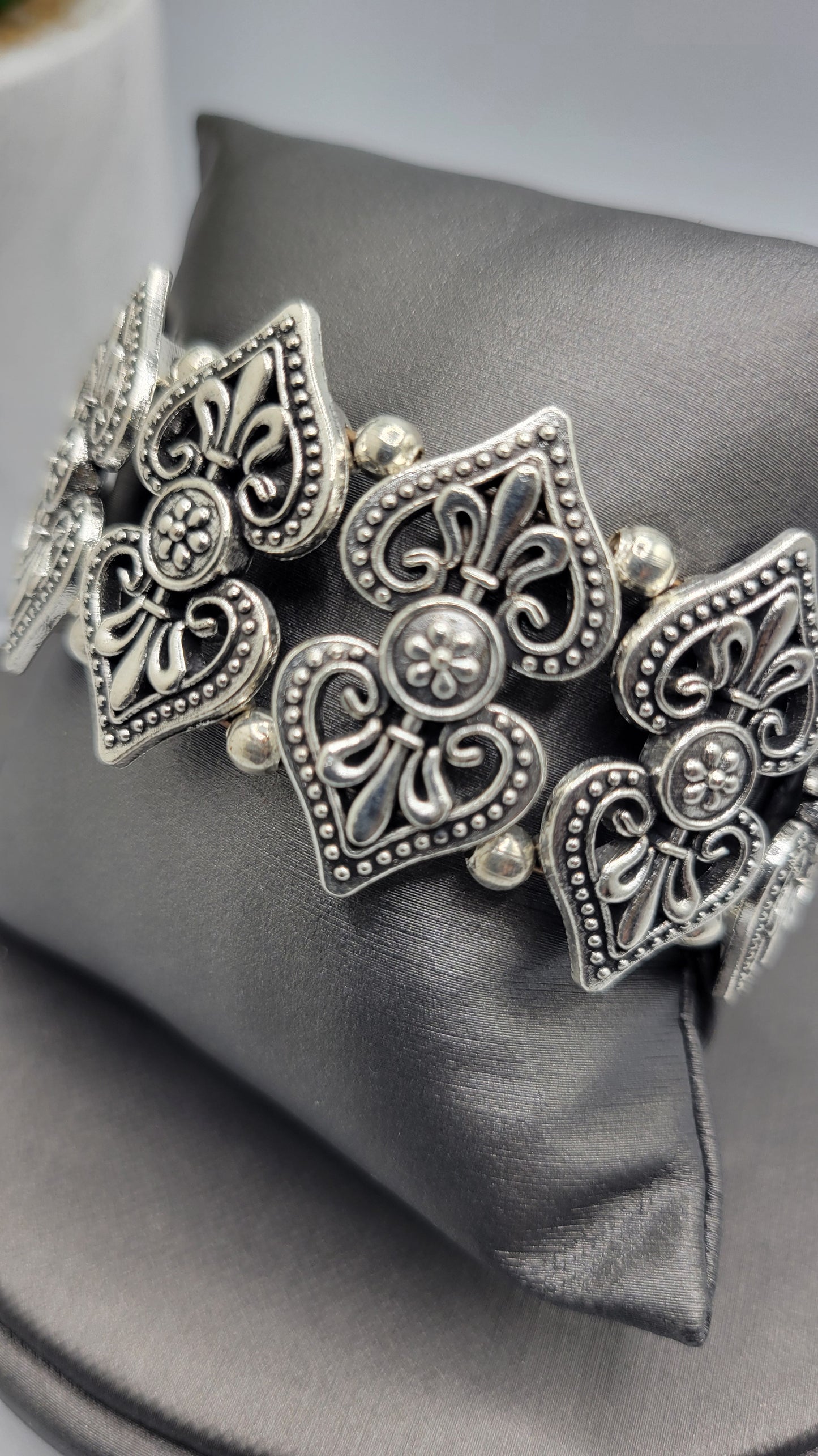 Silver plated bangle