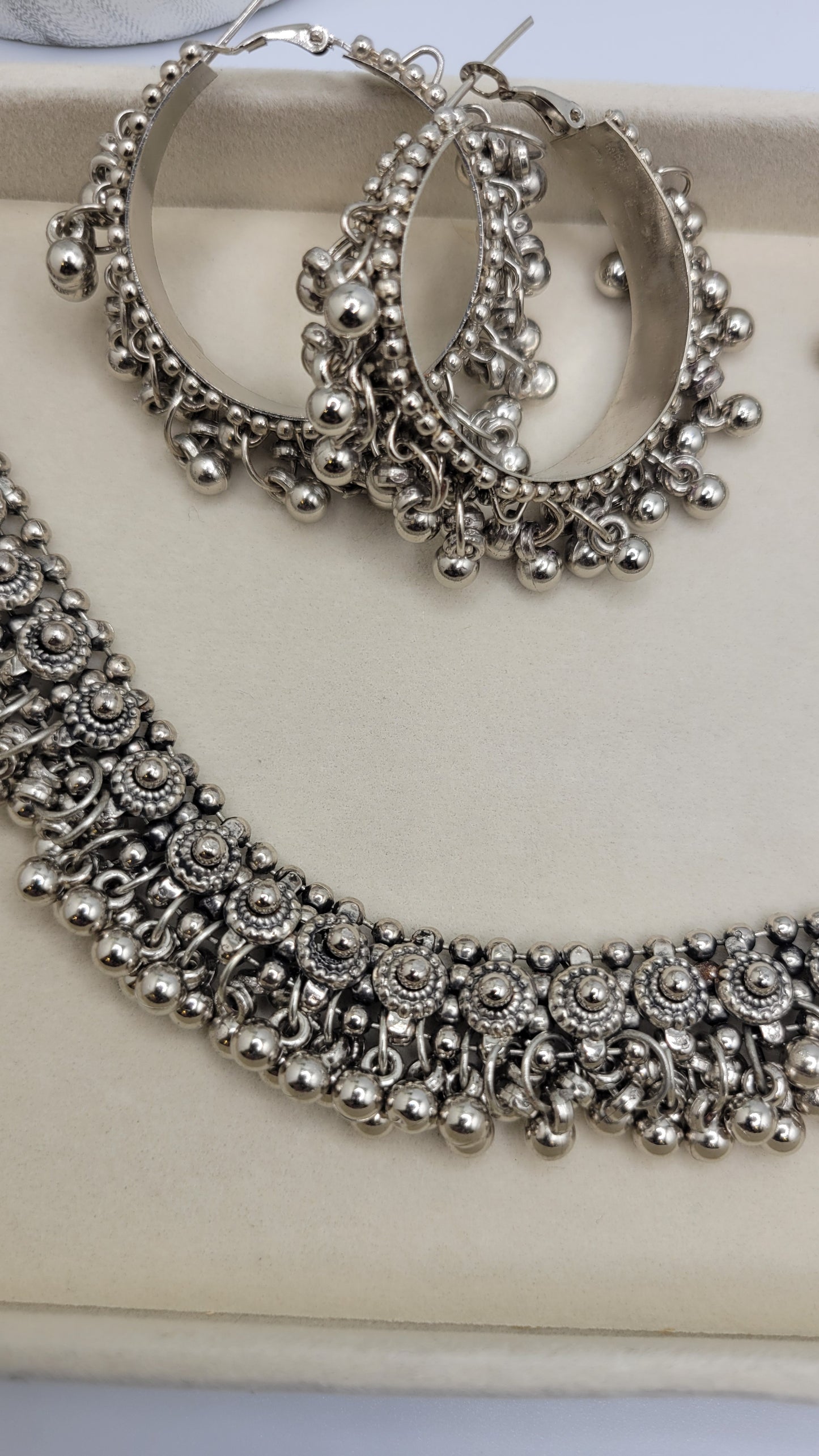 Oxidized set