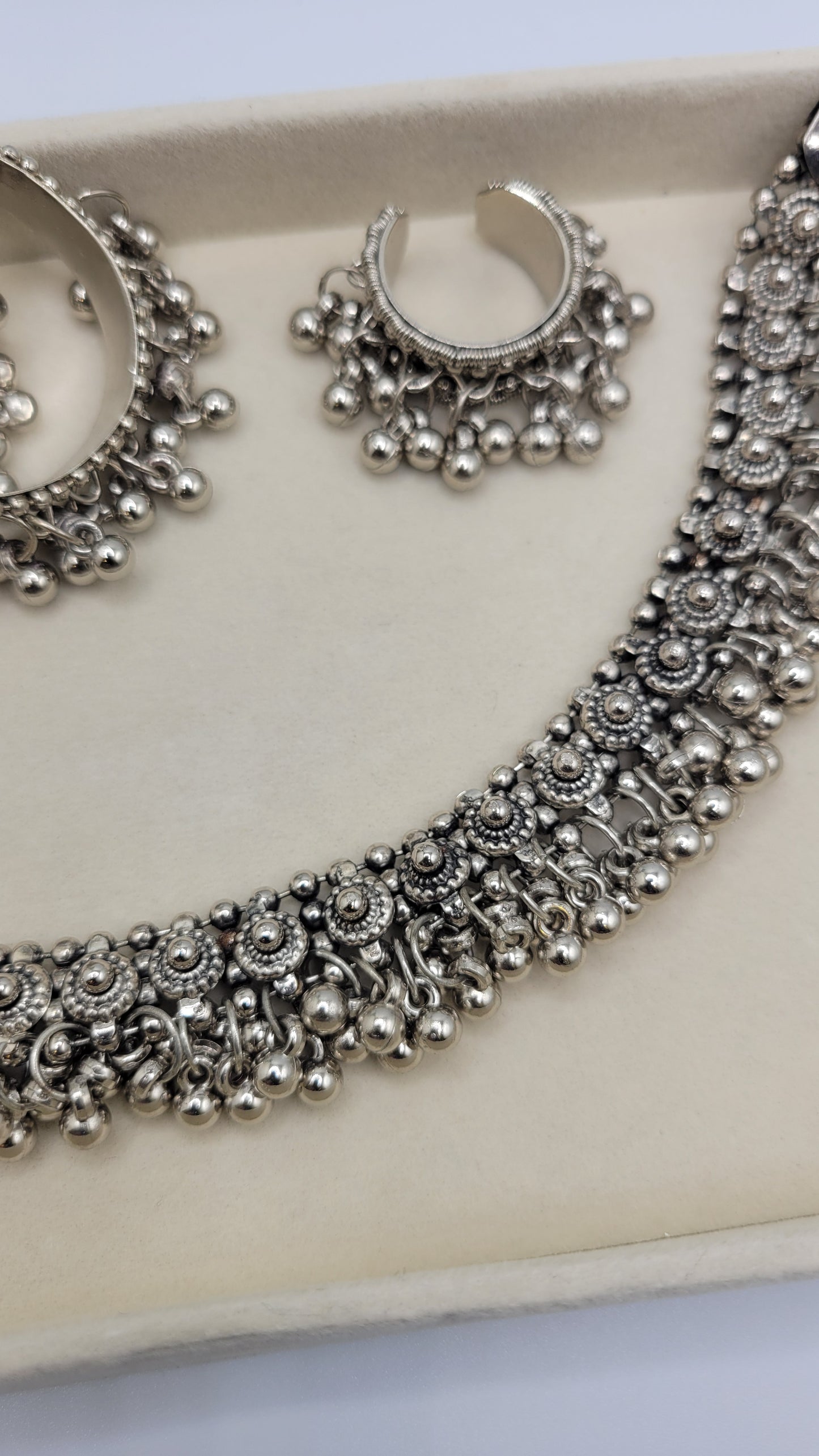 Oxidized set