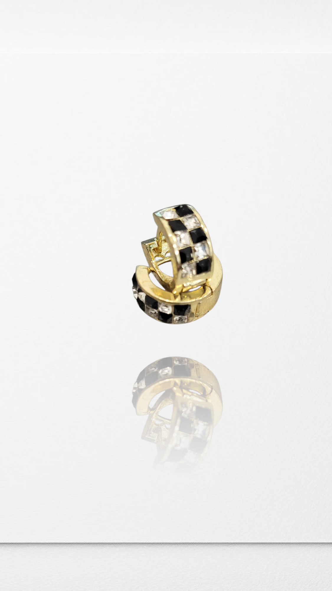 Plaid huggie earrings