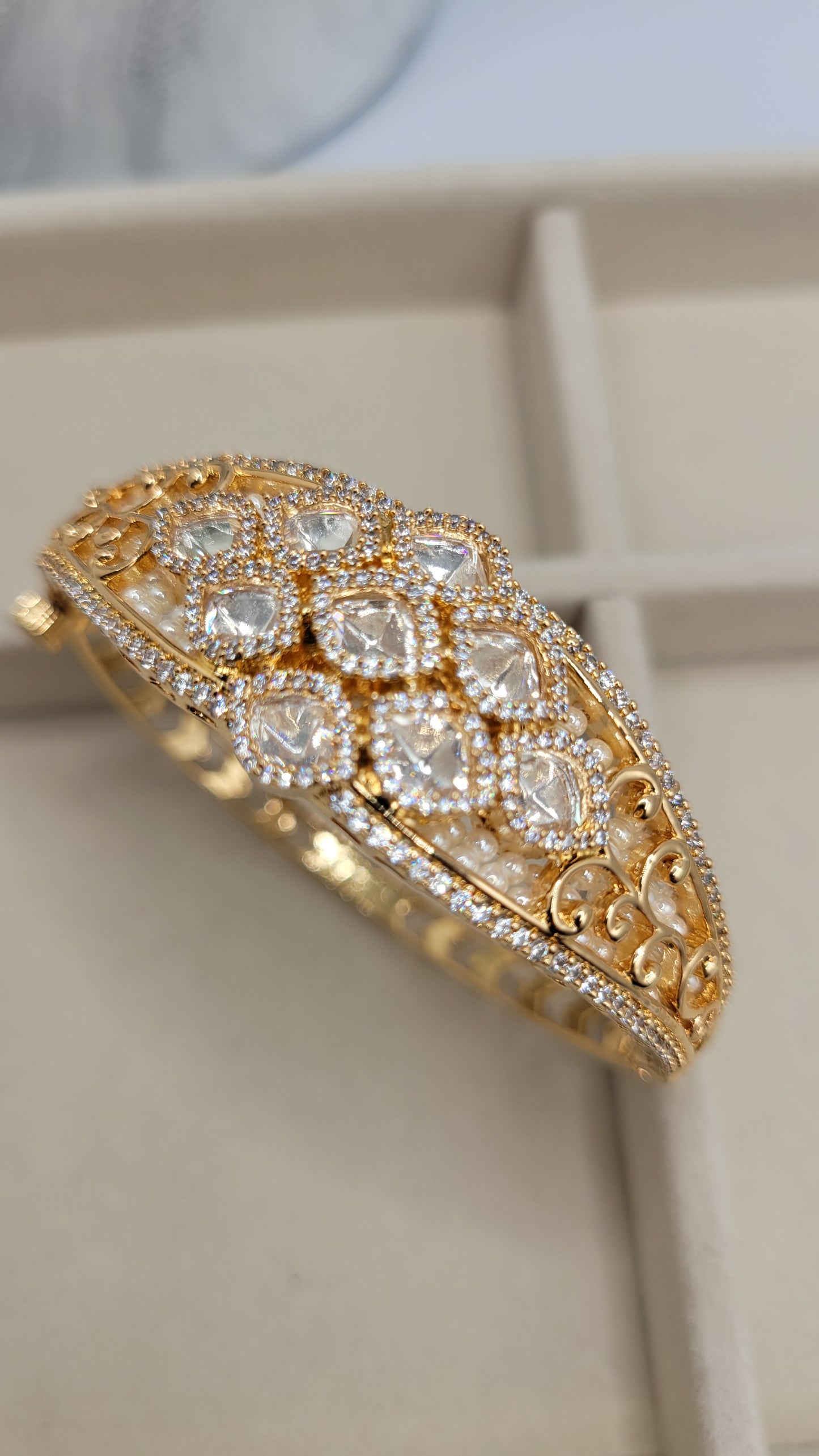 Kundan/AD bangle