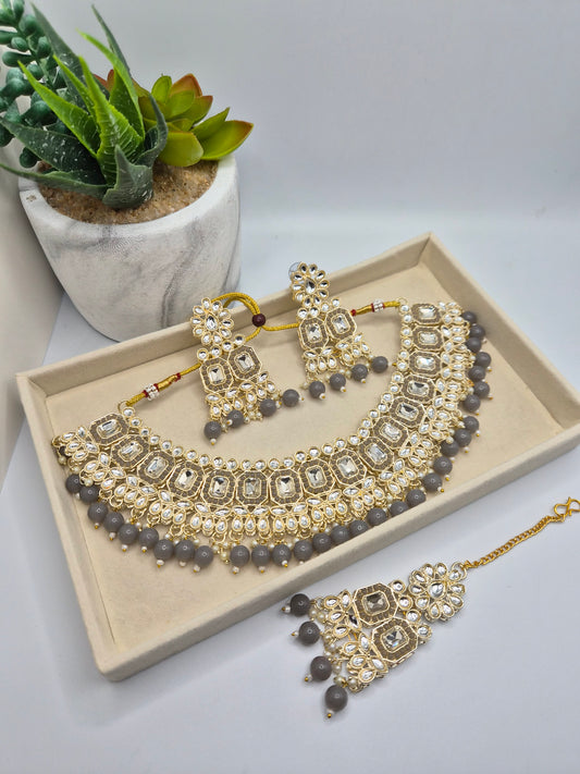 Gray kundan set