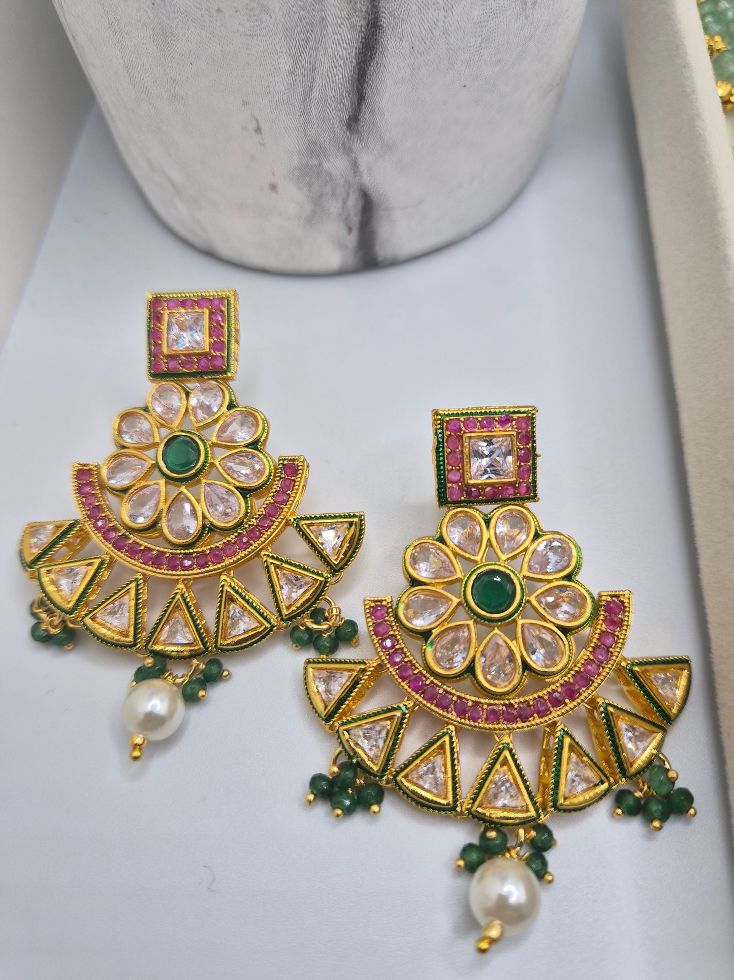 Kundan beaded set