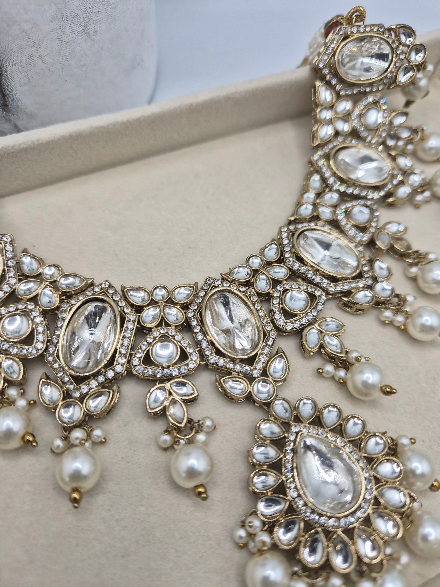 Victorian kundan and pearl