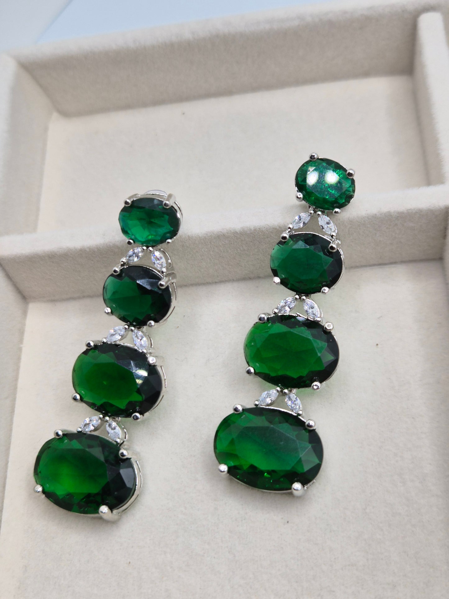 Dangle earrings