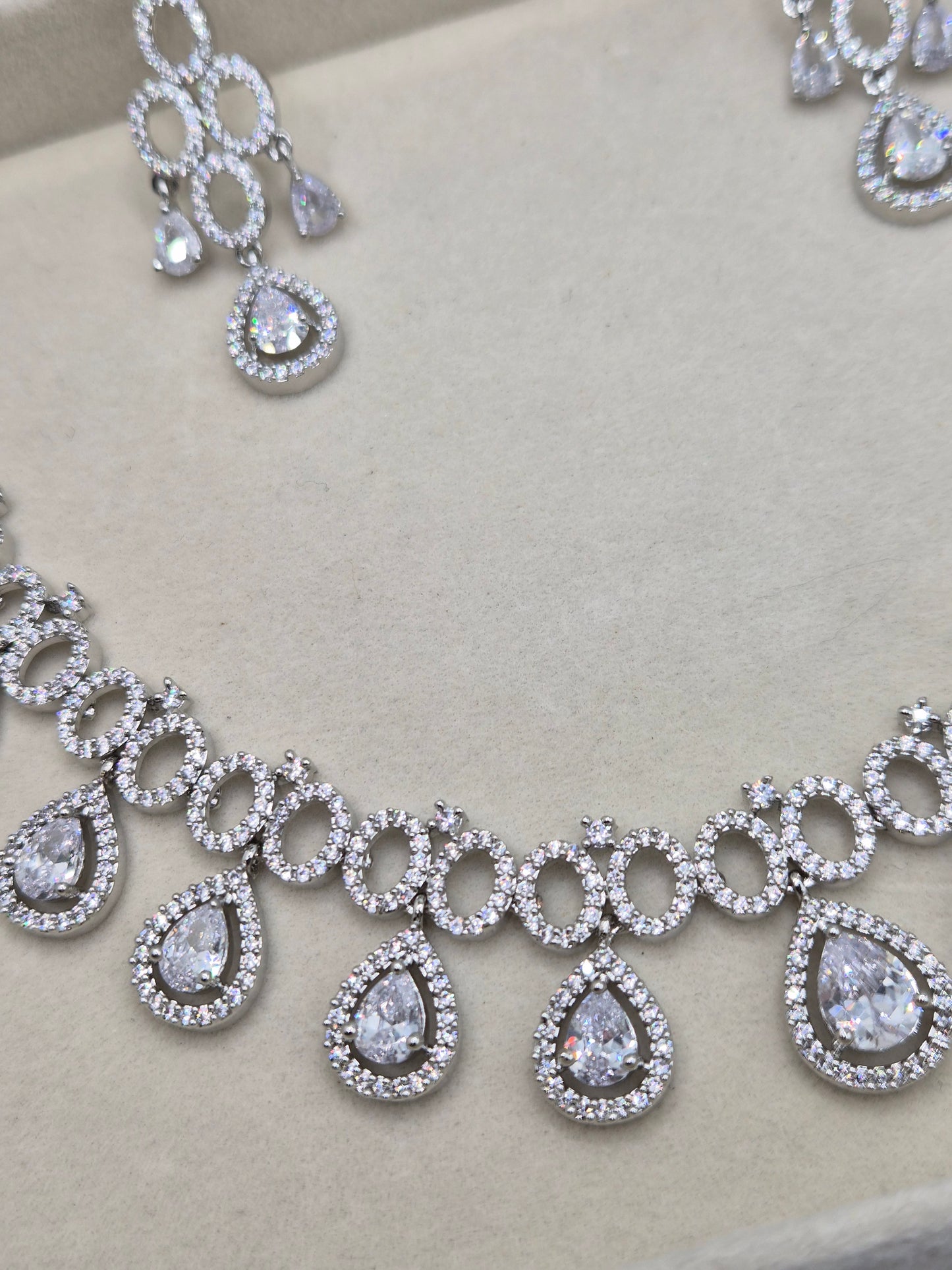Necklace set