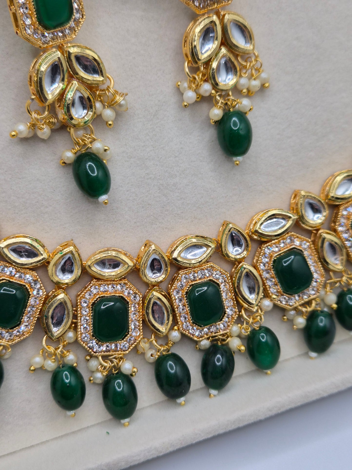Kundan set
