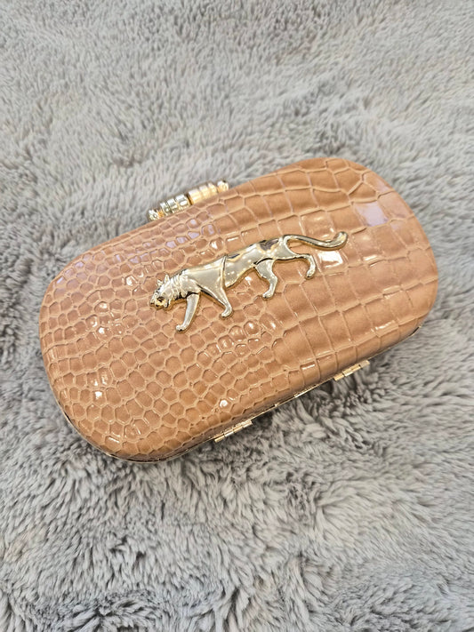 Caramel Clutch