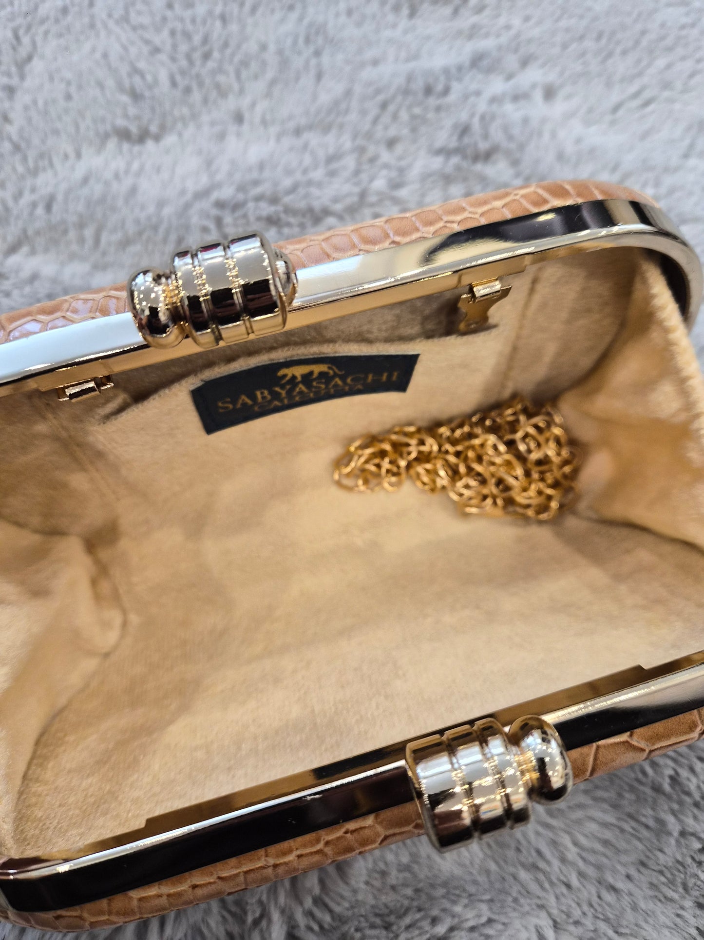 Caramel Clutch