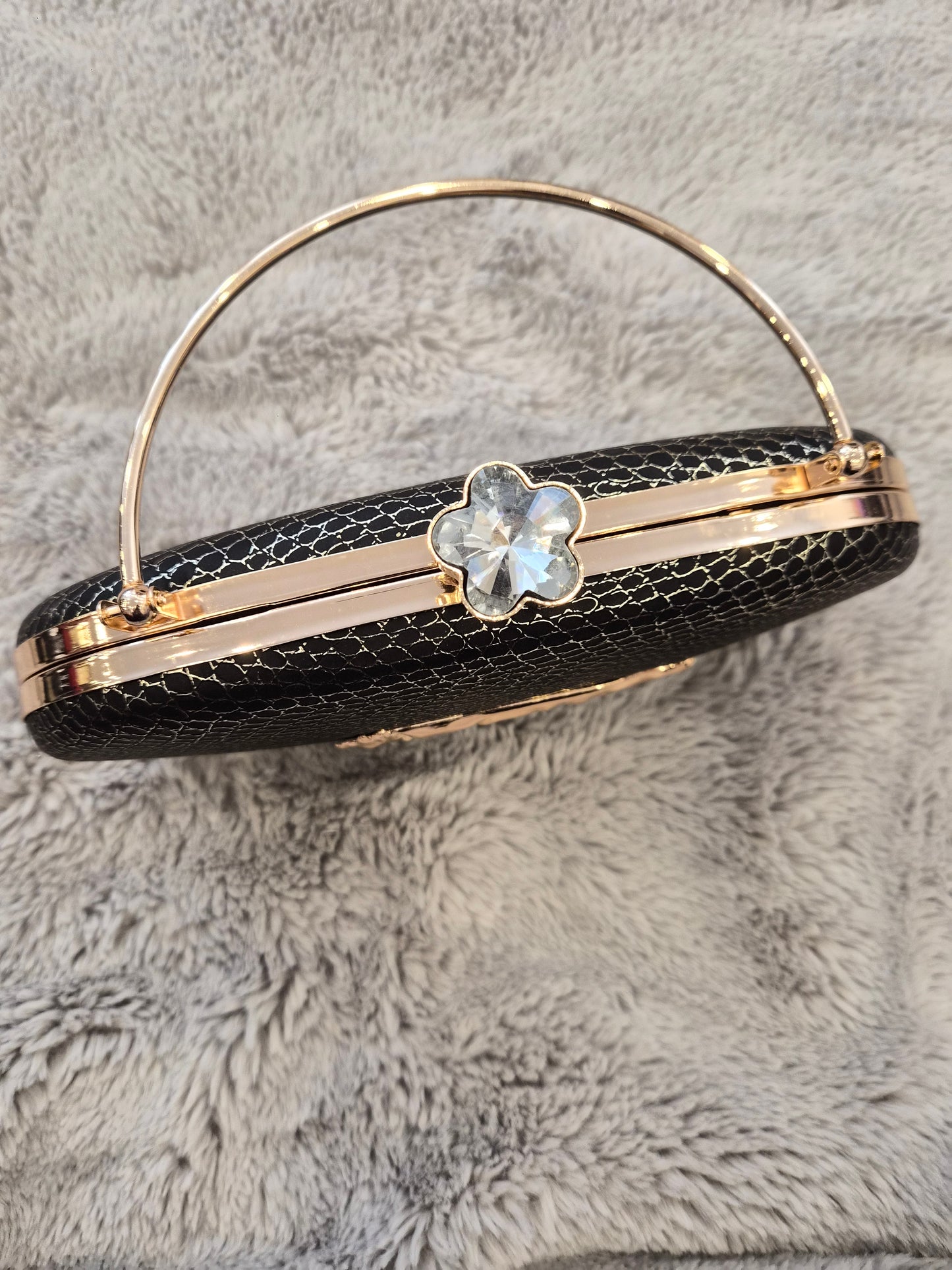 Black clutch