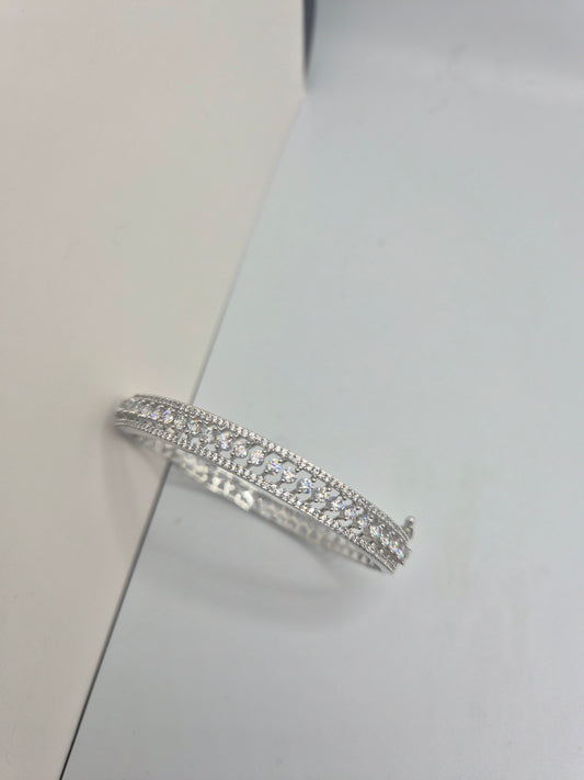 Silver bangle