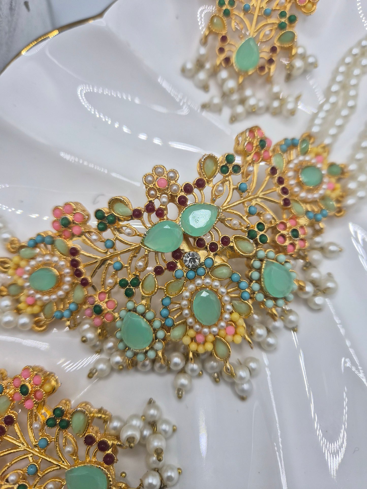 Choker sets