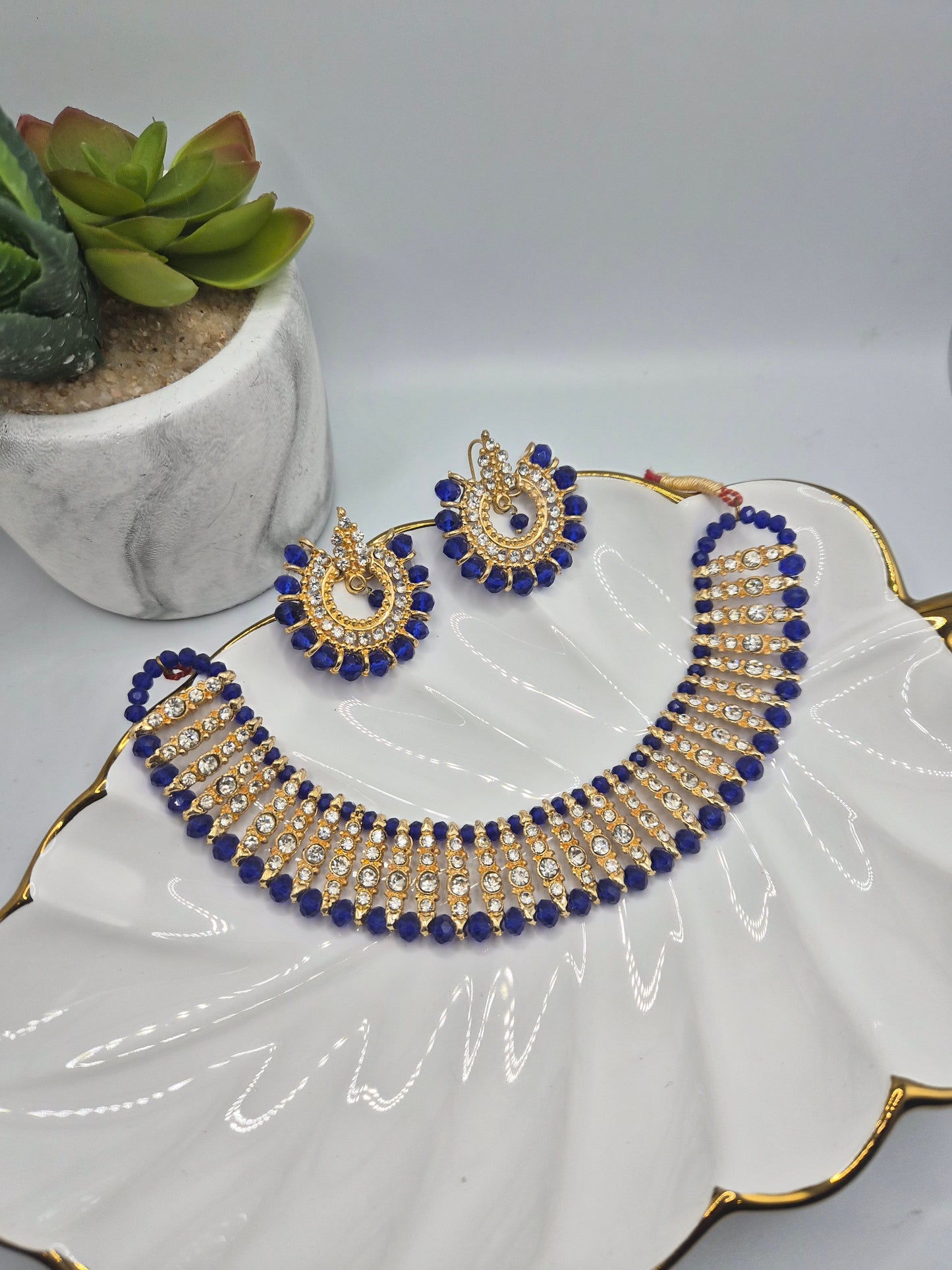 Blue choker
