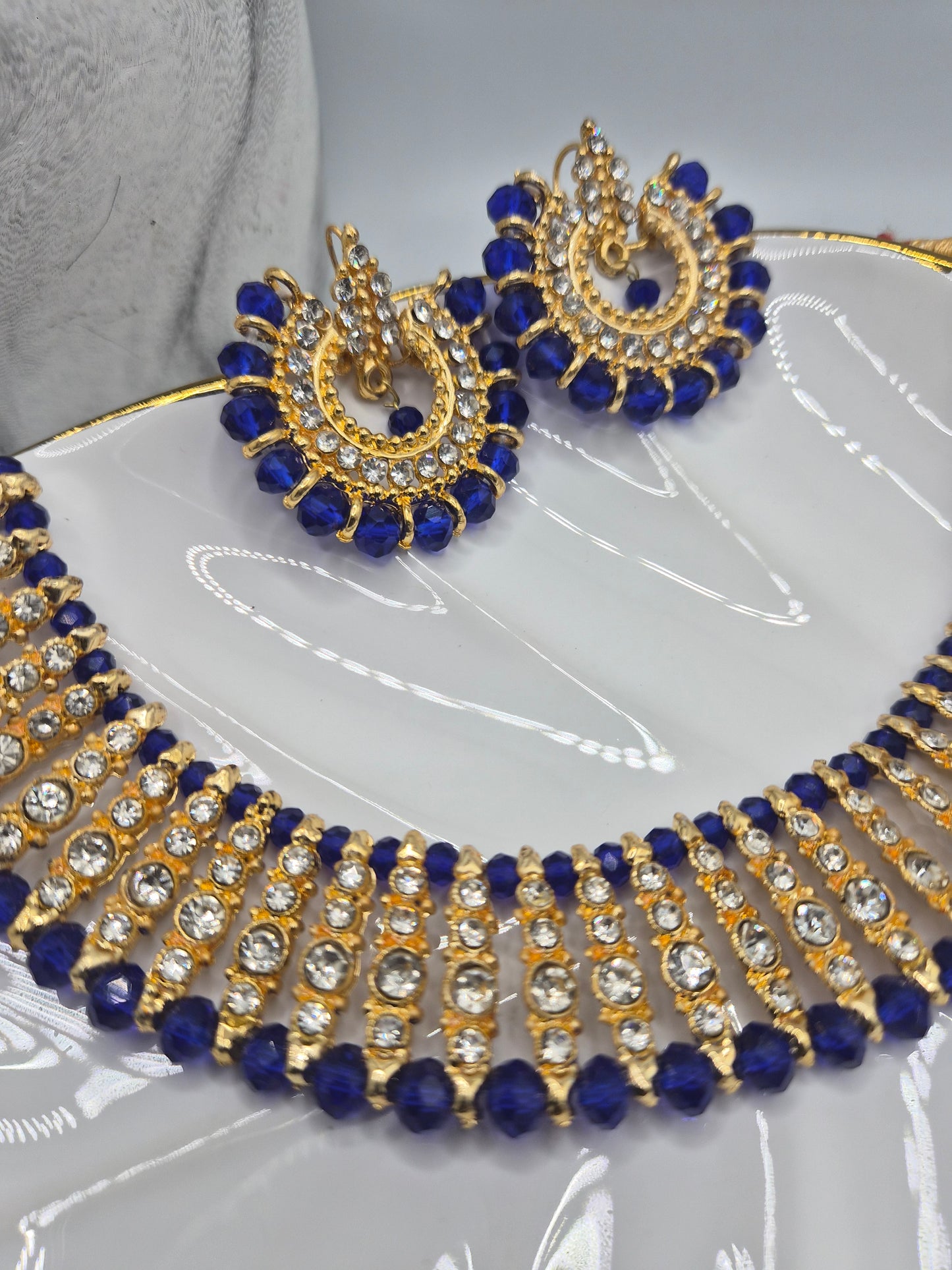 Blue choker