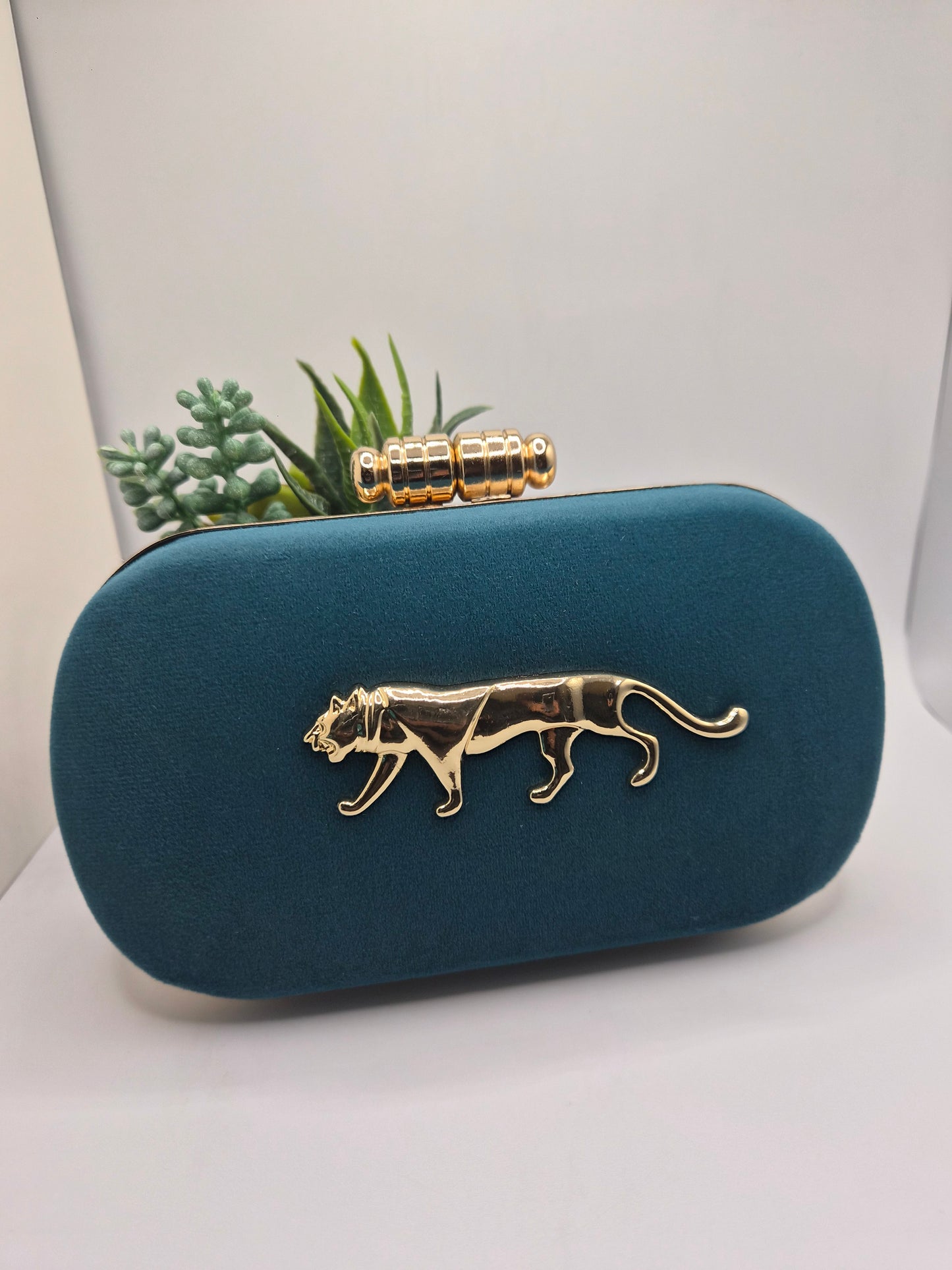Sabya inspired clutch