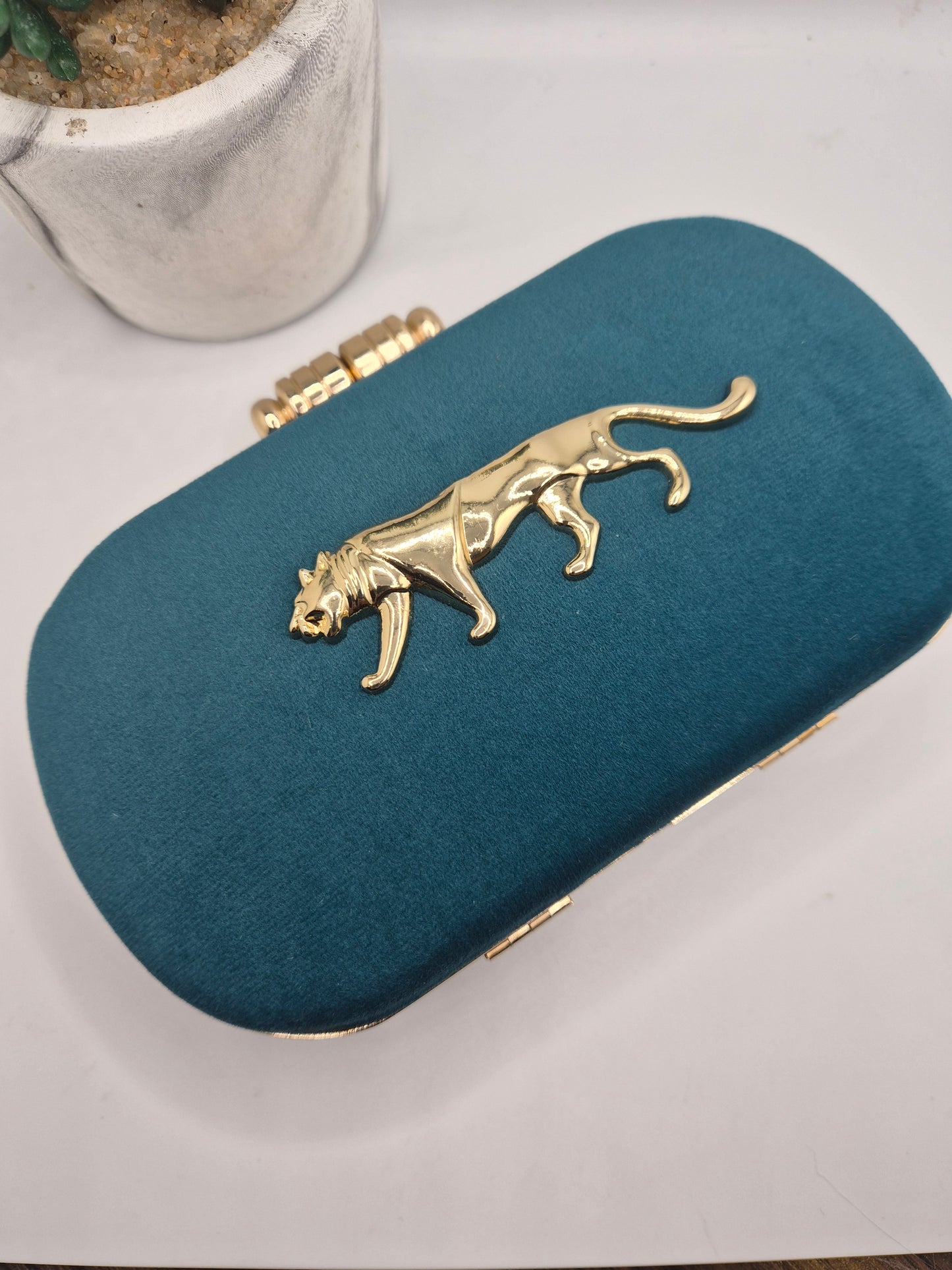 Sabya inspired clutch